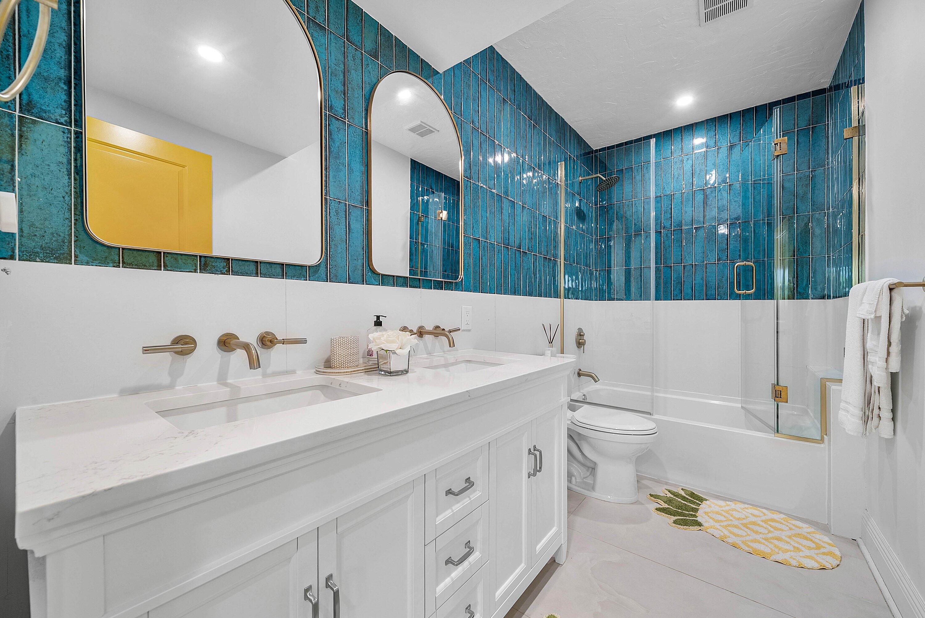 525 WESTWOOD, West Palm Beach FL 33401