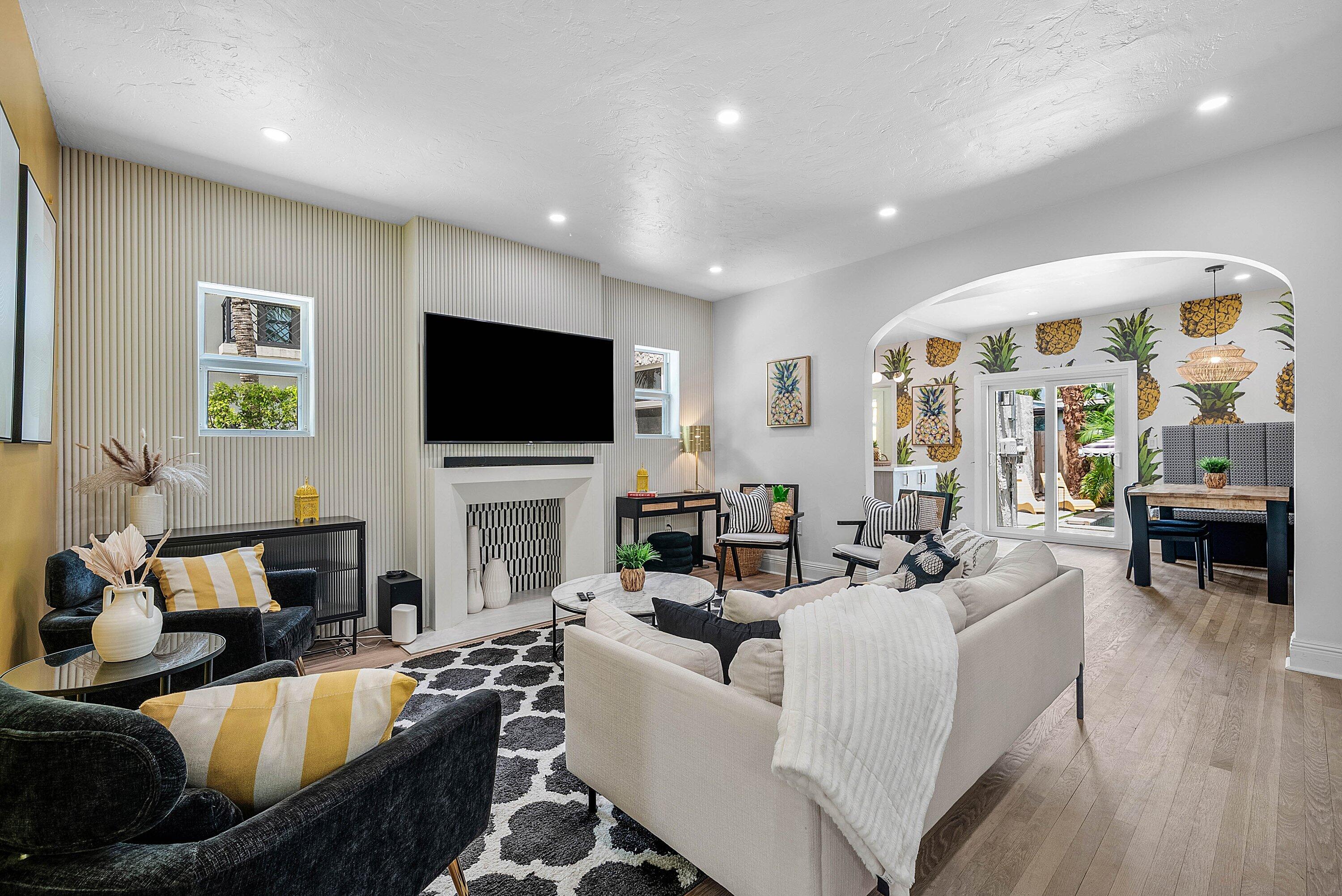 525 WESTWOOD, West Palm Beach FL 33401