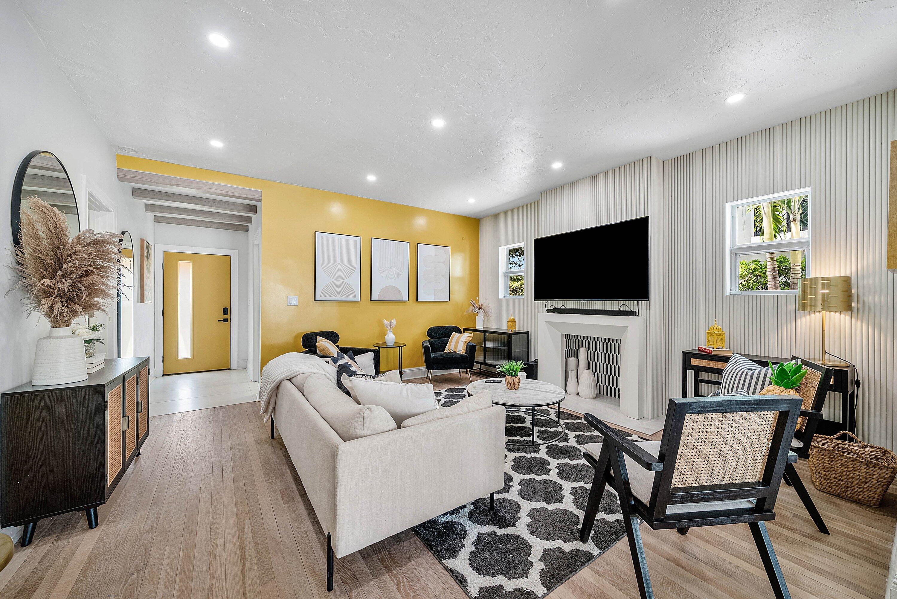 525 WESTWOOD, West Palm Beach FL 33401