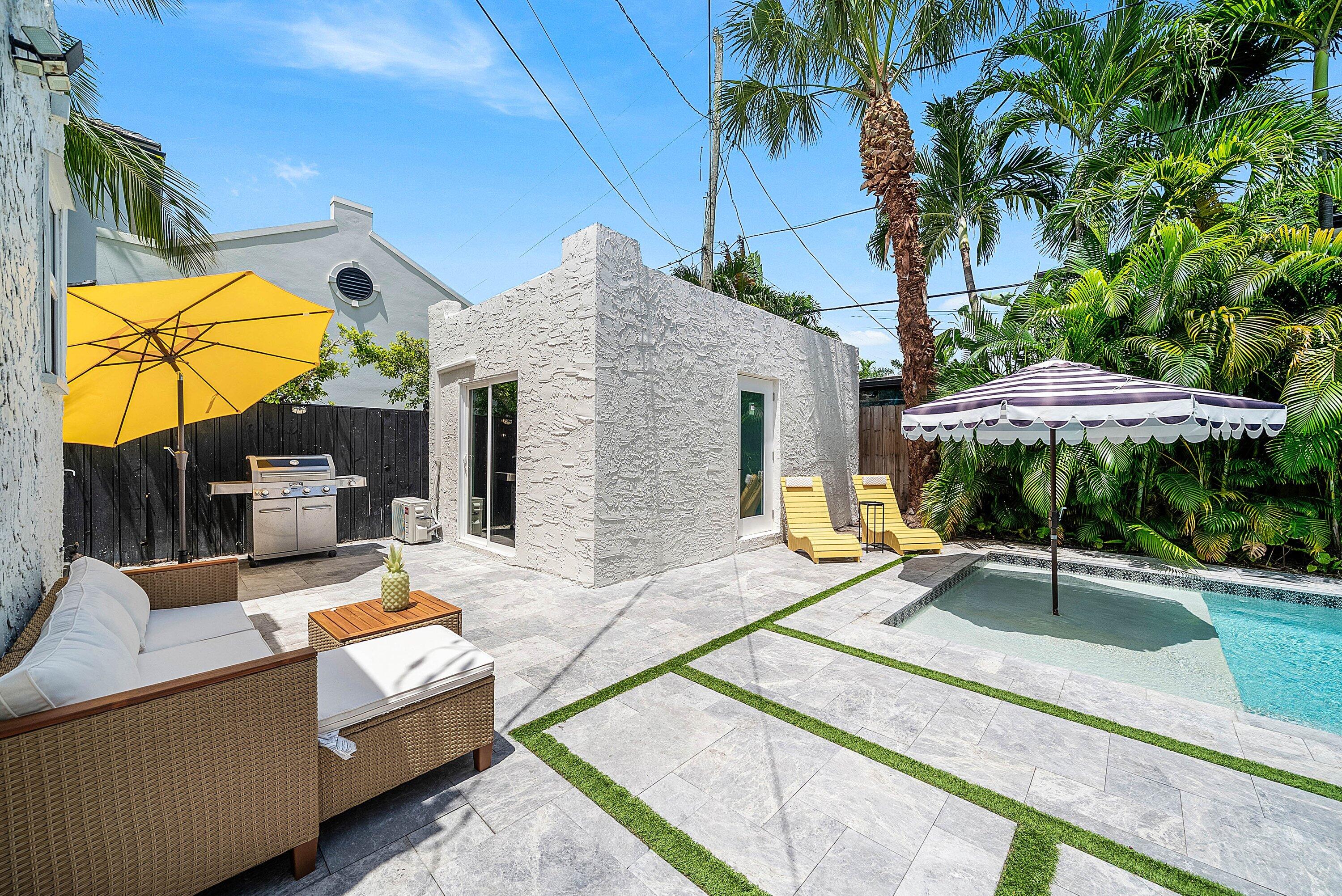 525 WESTWOOD, West Palm Beach FL 33401