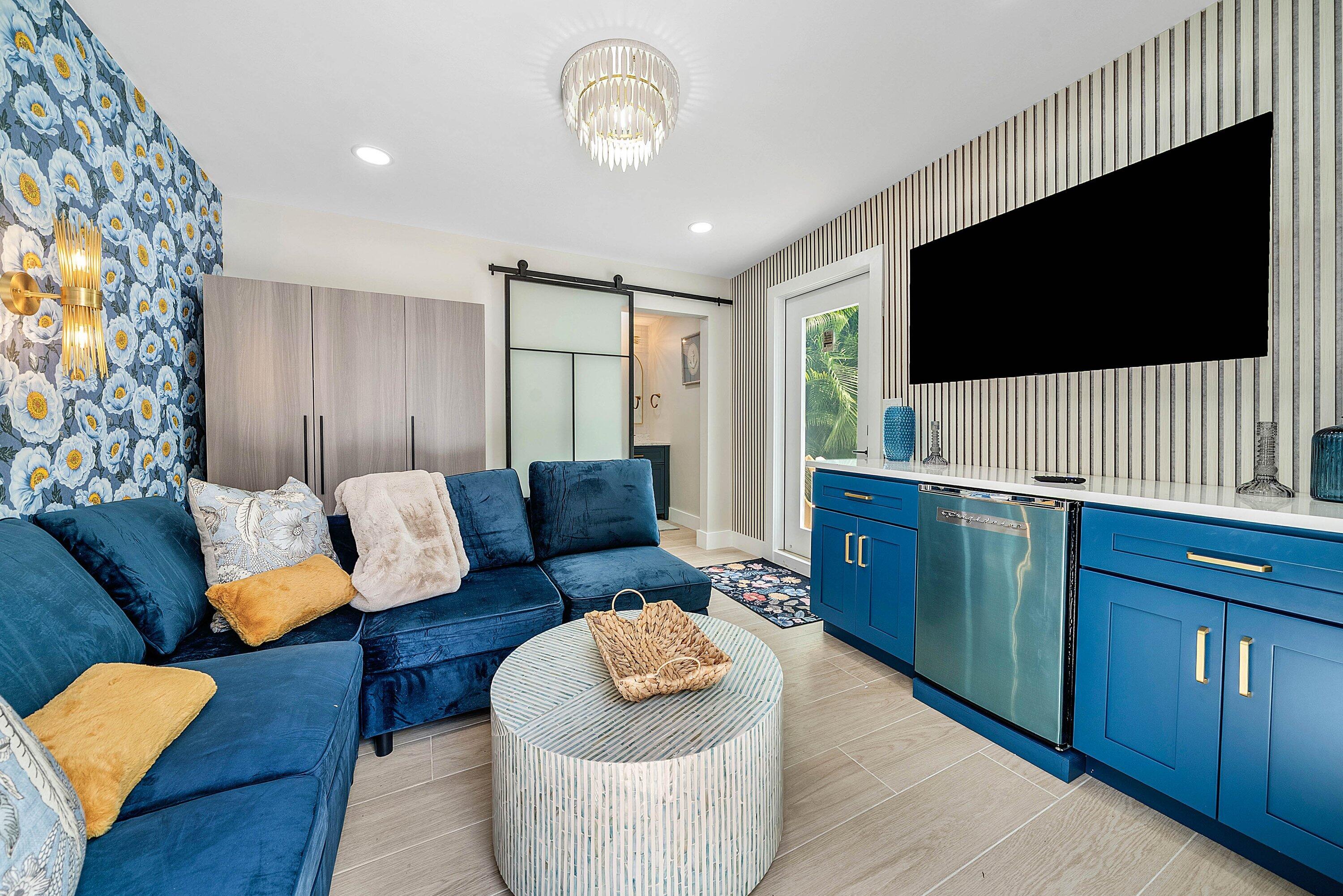 525 WESTWOOD, West Palm Beach FL 33401