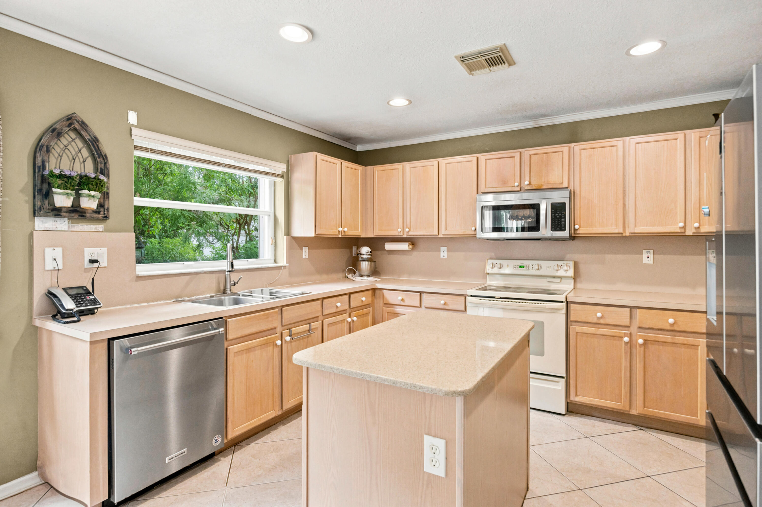 4151 NW 62nd, Coconut Creek FL 33073