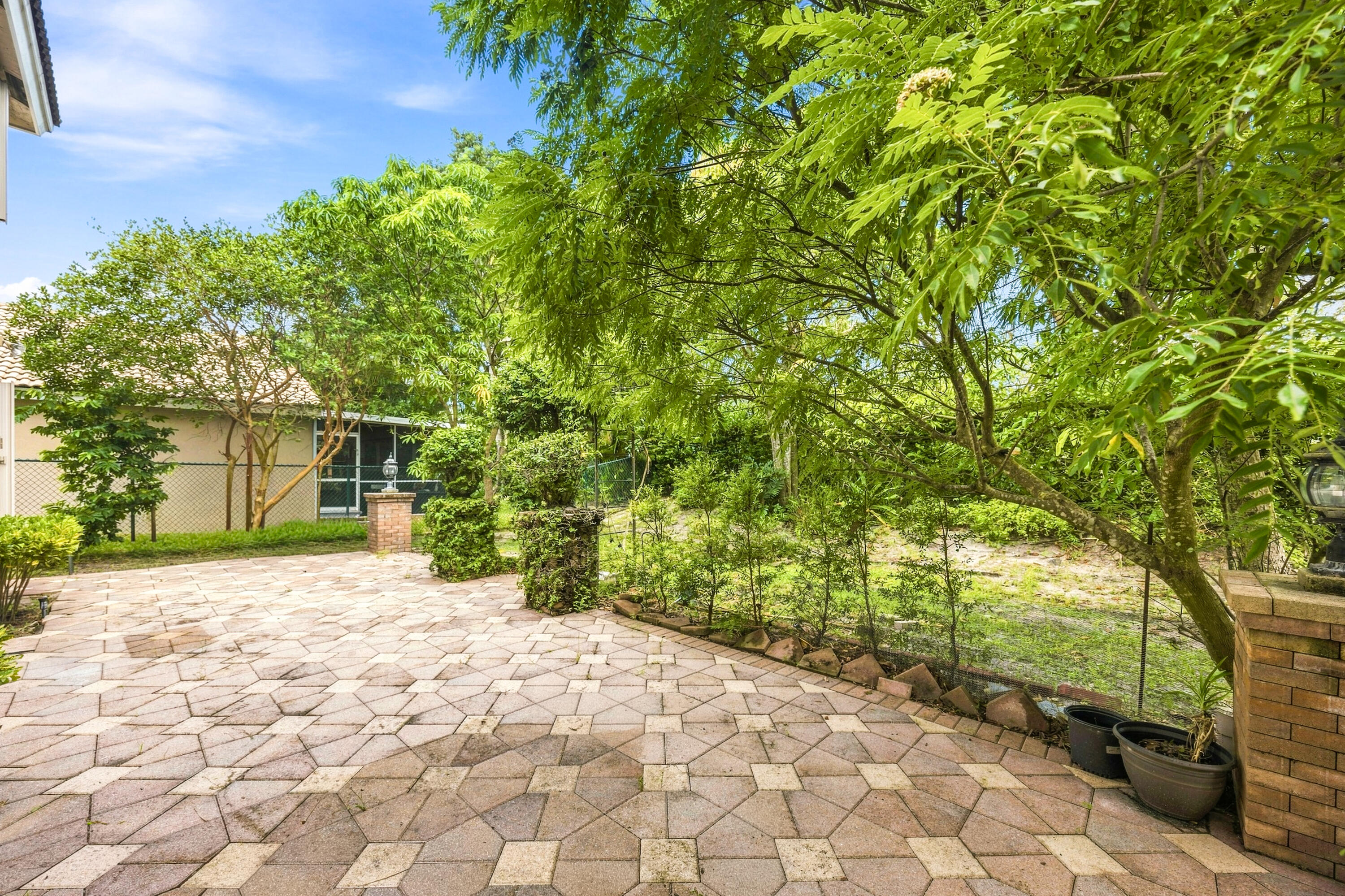 4151 NW 62nd, Coconut Creek FL 33073