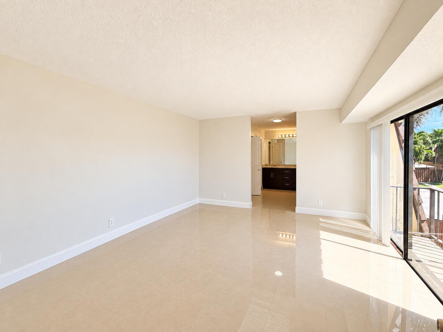 804 Springdale, Palm Springs FL 33461