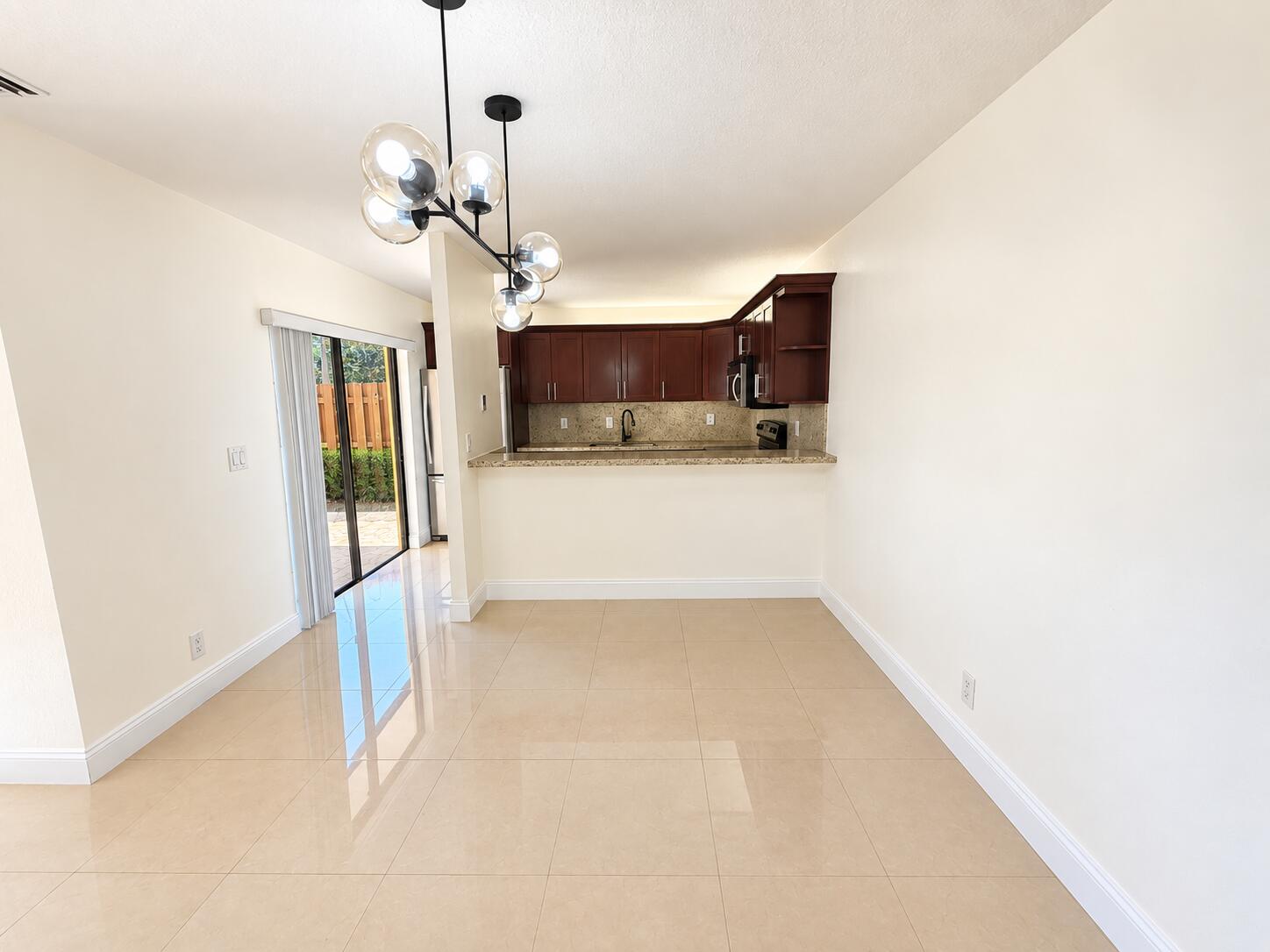 804 Springdale, Palm Springs FL 33461