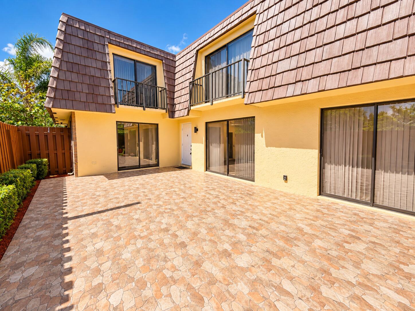 804 Springdale, Palm Springs FL 33461