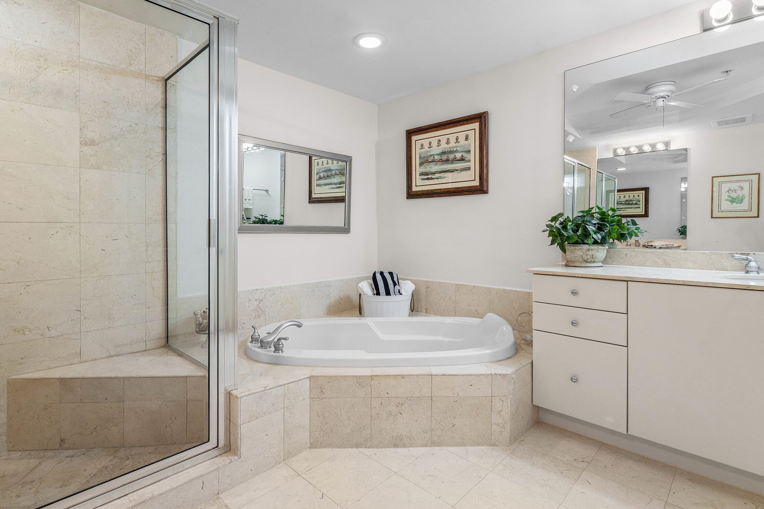 801 S OLIVE #903, West Palm Beach FL 33401