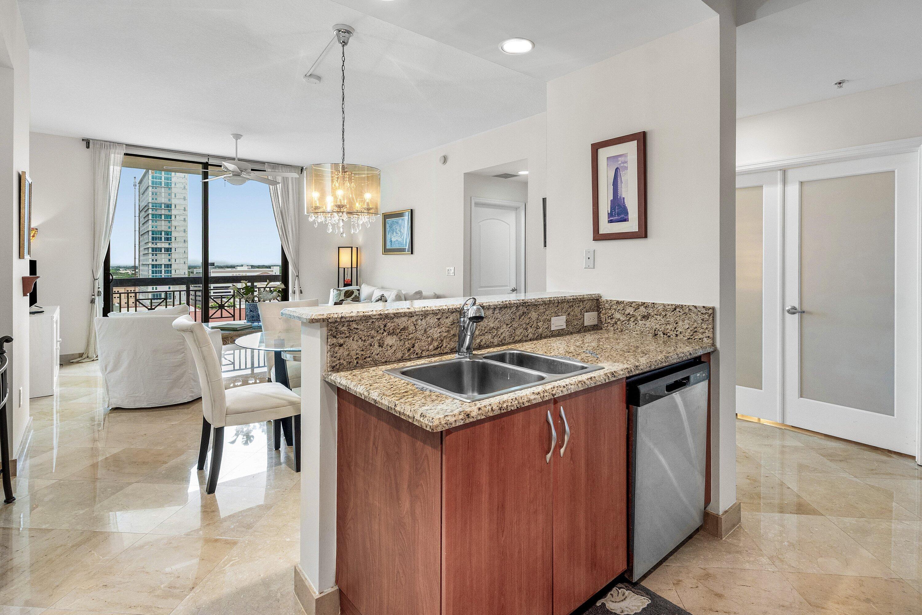 801 S OLIVE #903, West Palm Beach FL 33401