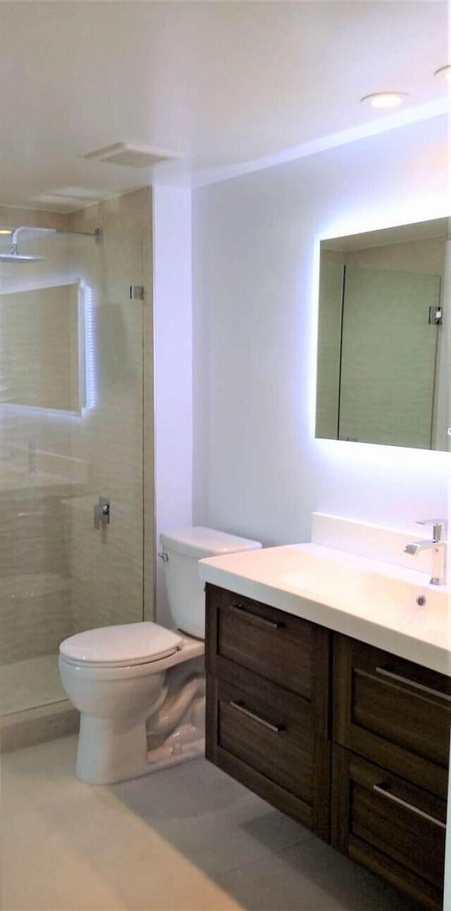 3000 CORAL #707, Miami FL 33145
