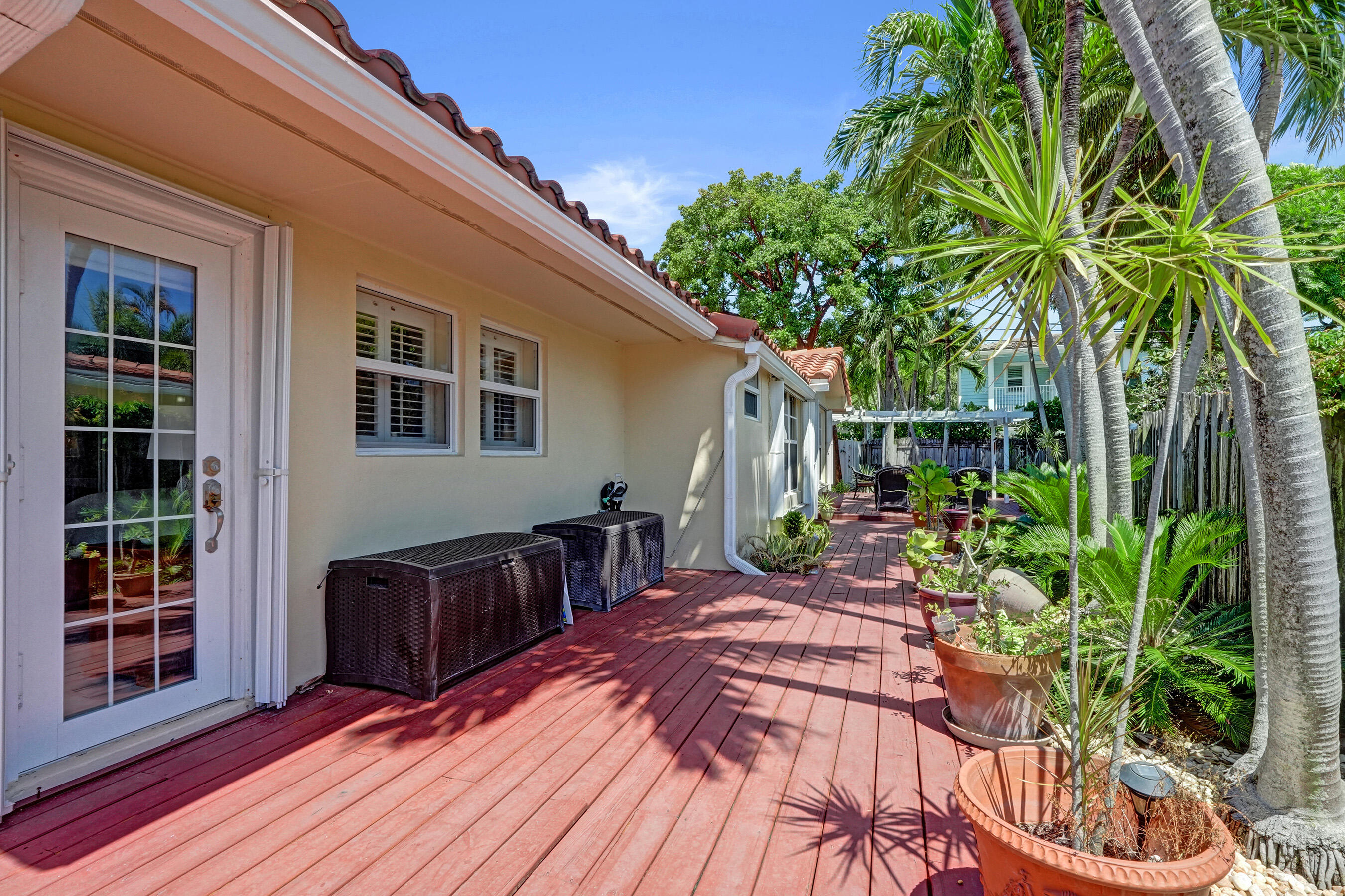 1900 N RIVERSIDE, Pompano Beach FL 33062