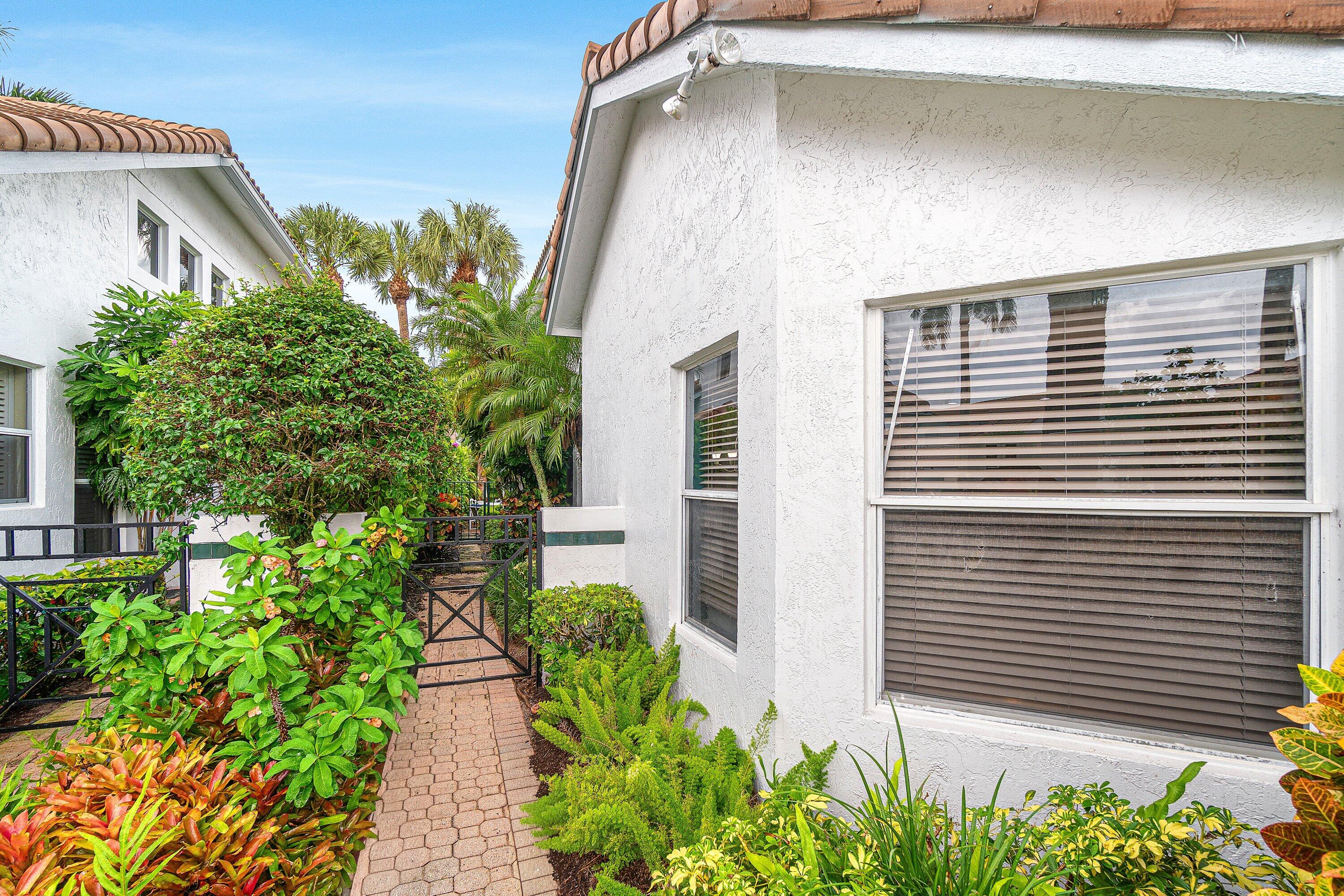 2281 NW 62ND, Boca Raton FL 33496