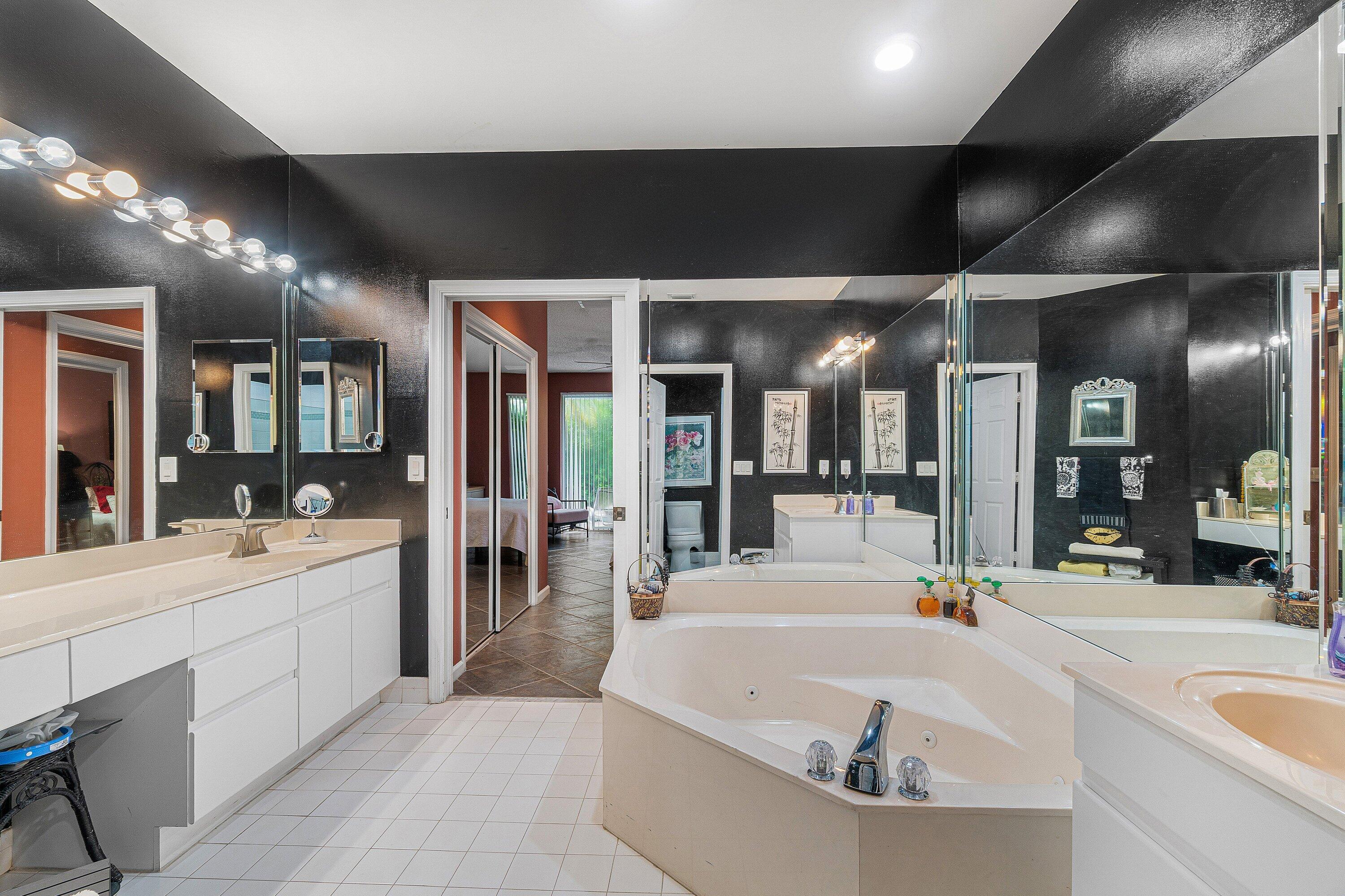 2281 NW 62ND, Boca Raton FL 33496