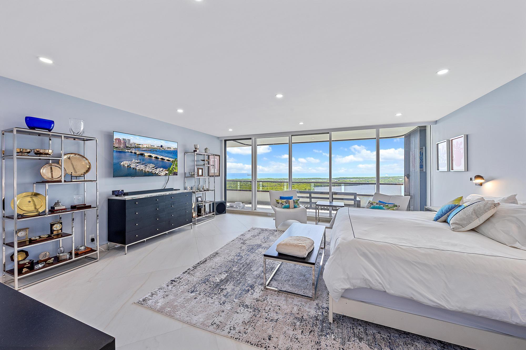 100 LAKESHORE #2151, North Palm Beach FL 33408