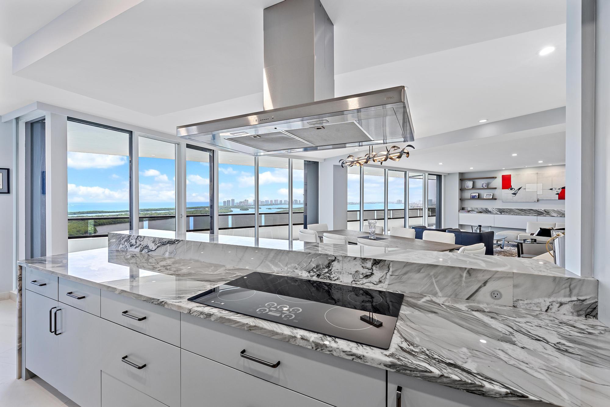 100 LAKESHORE #2151, North Palm Beach FL 33408