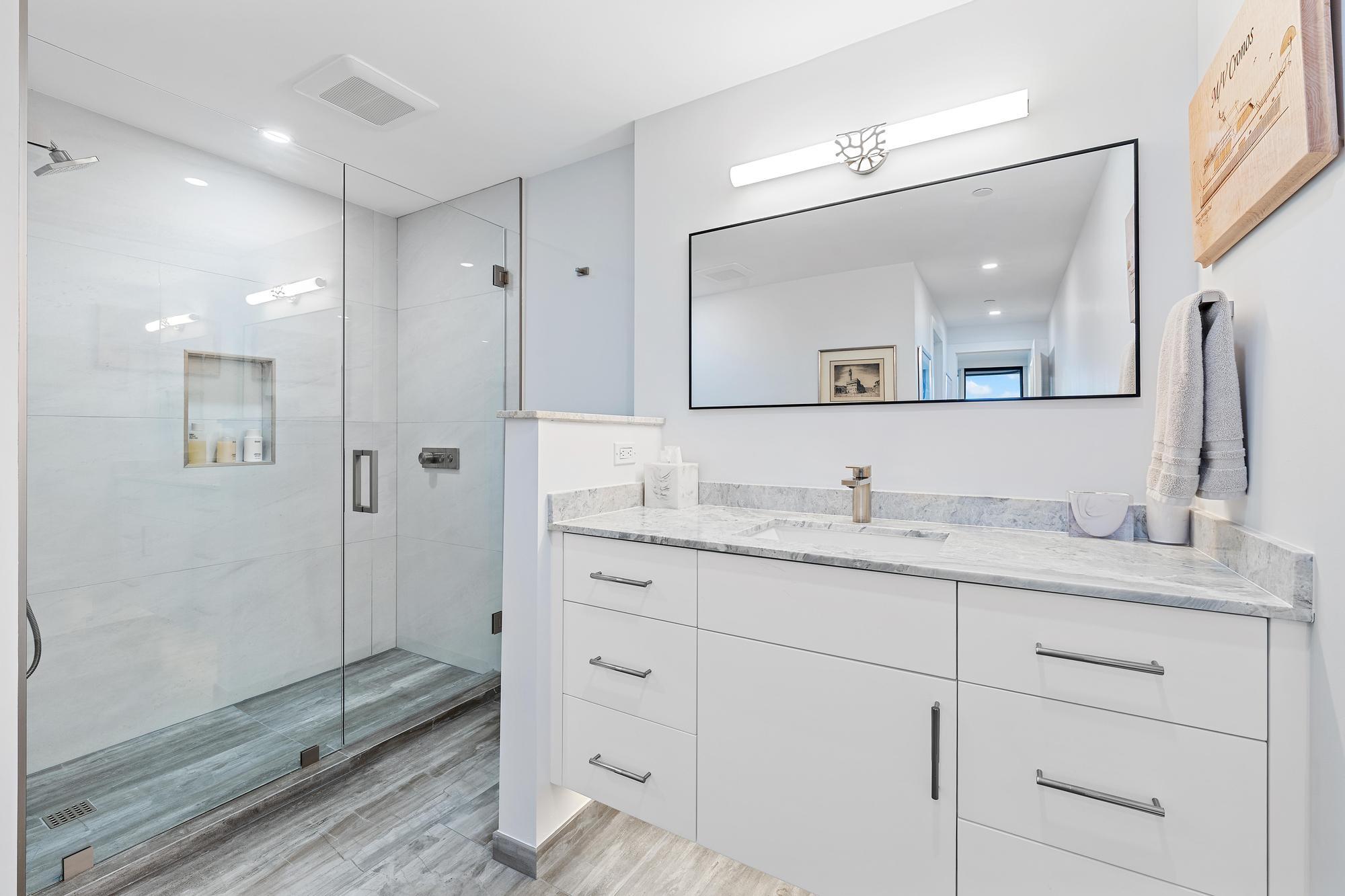 100 LAKESHORE #2151, North Palm Beach FL 33408