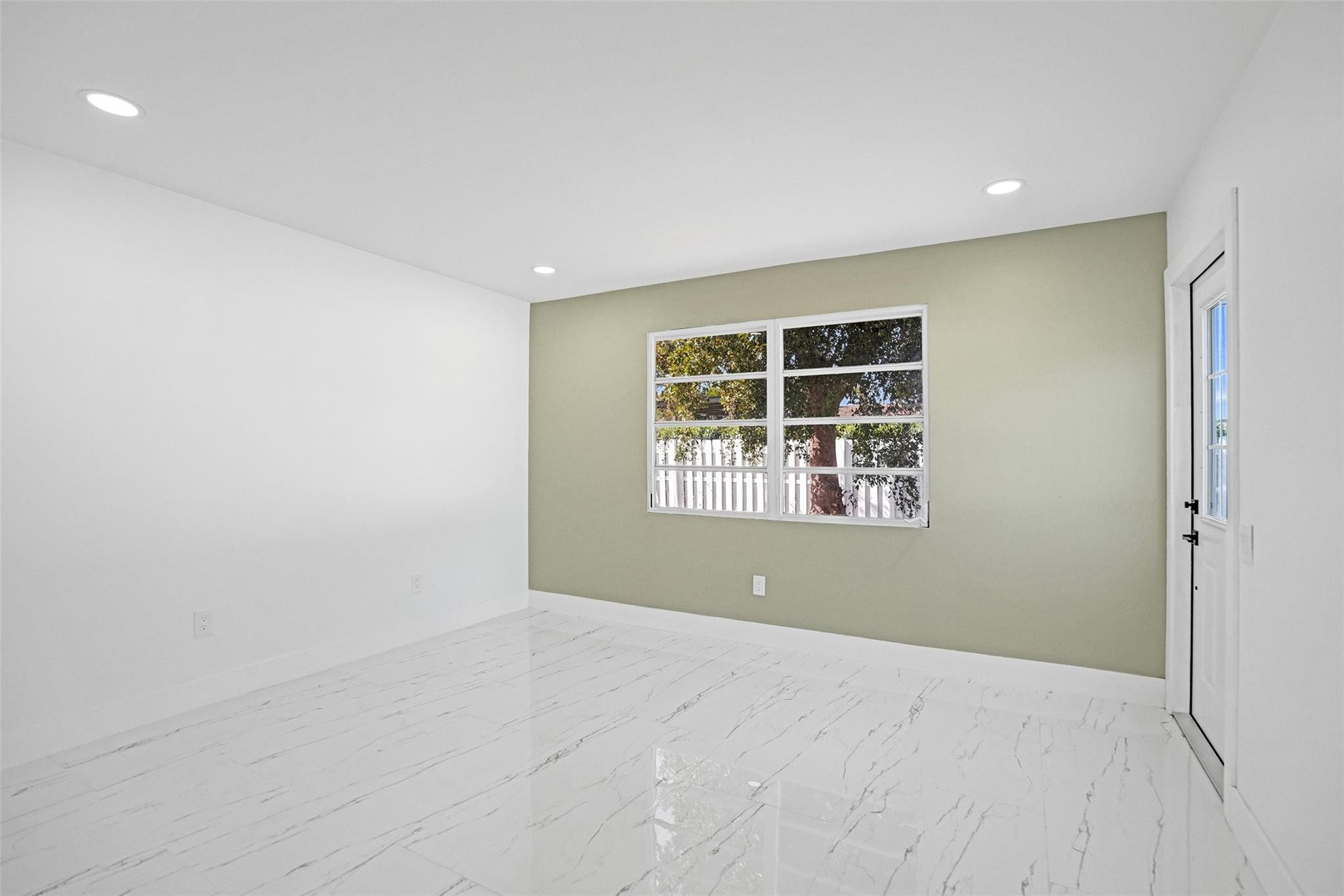 1437 SW 1ST, Deerfield Beach FL 33441