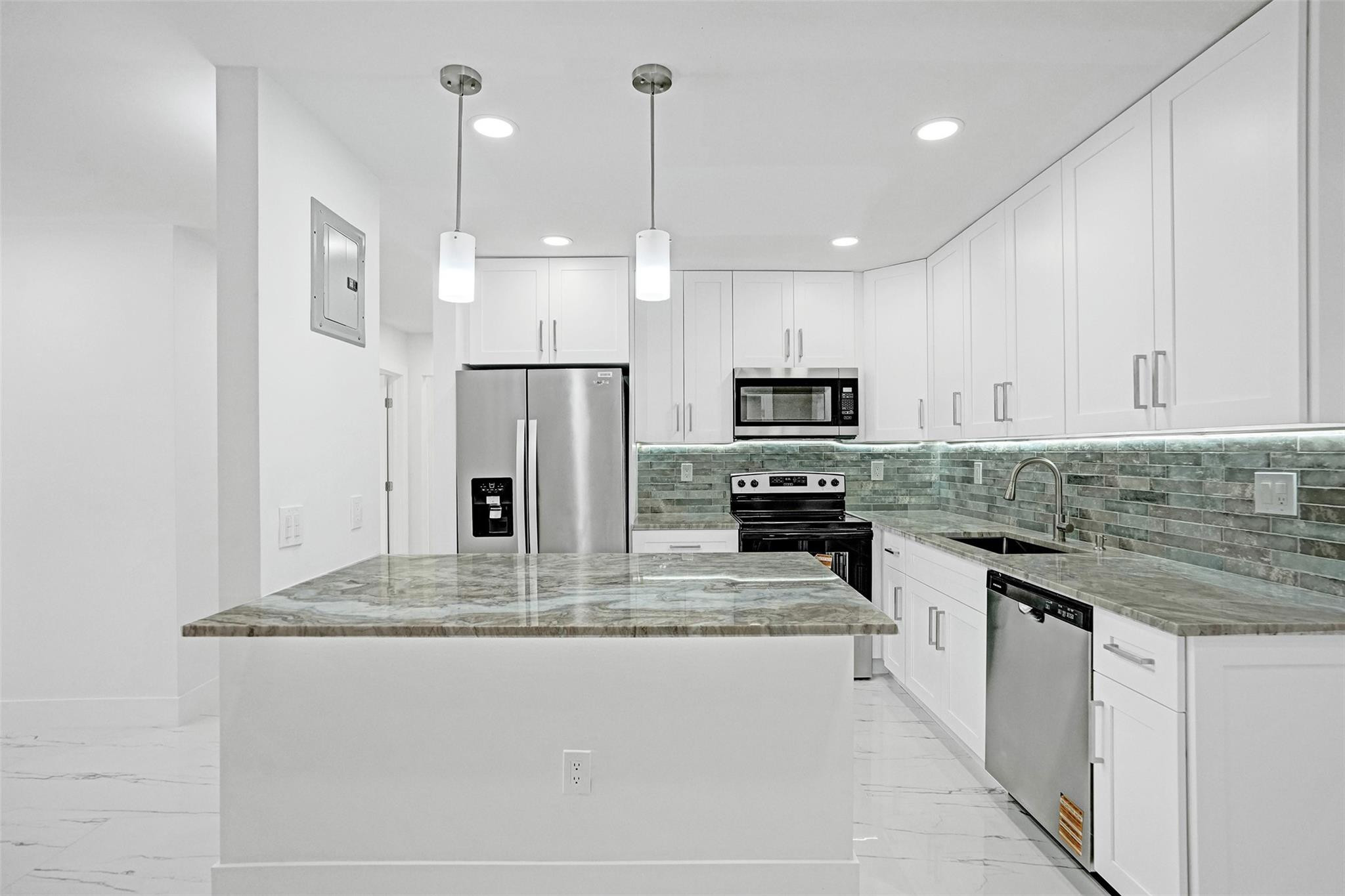 1437 SW 1ST, Deerfield Beach FL 33441