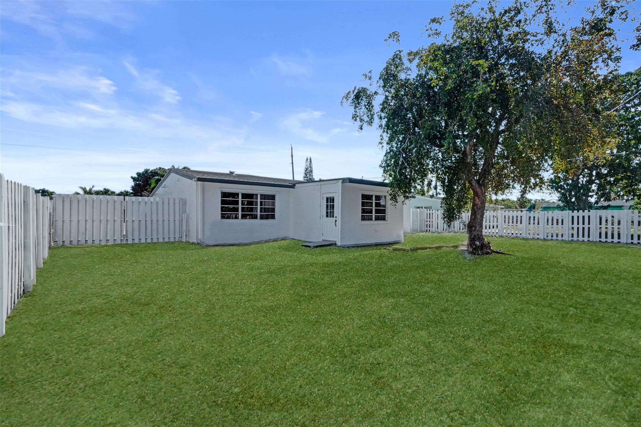 1437 SW 1ST, Deerfield Beach FL 33441