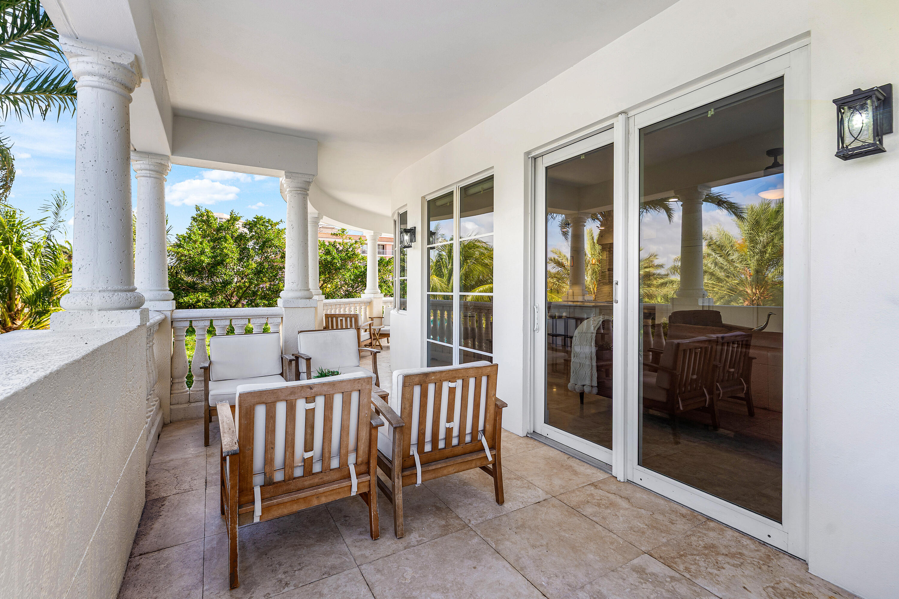 155 S OCEAN #305, Palm Beach Shores FL 33404