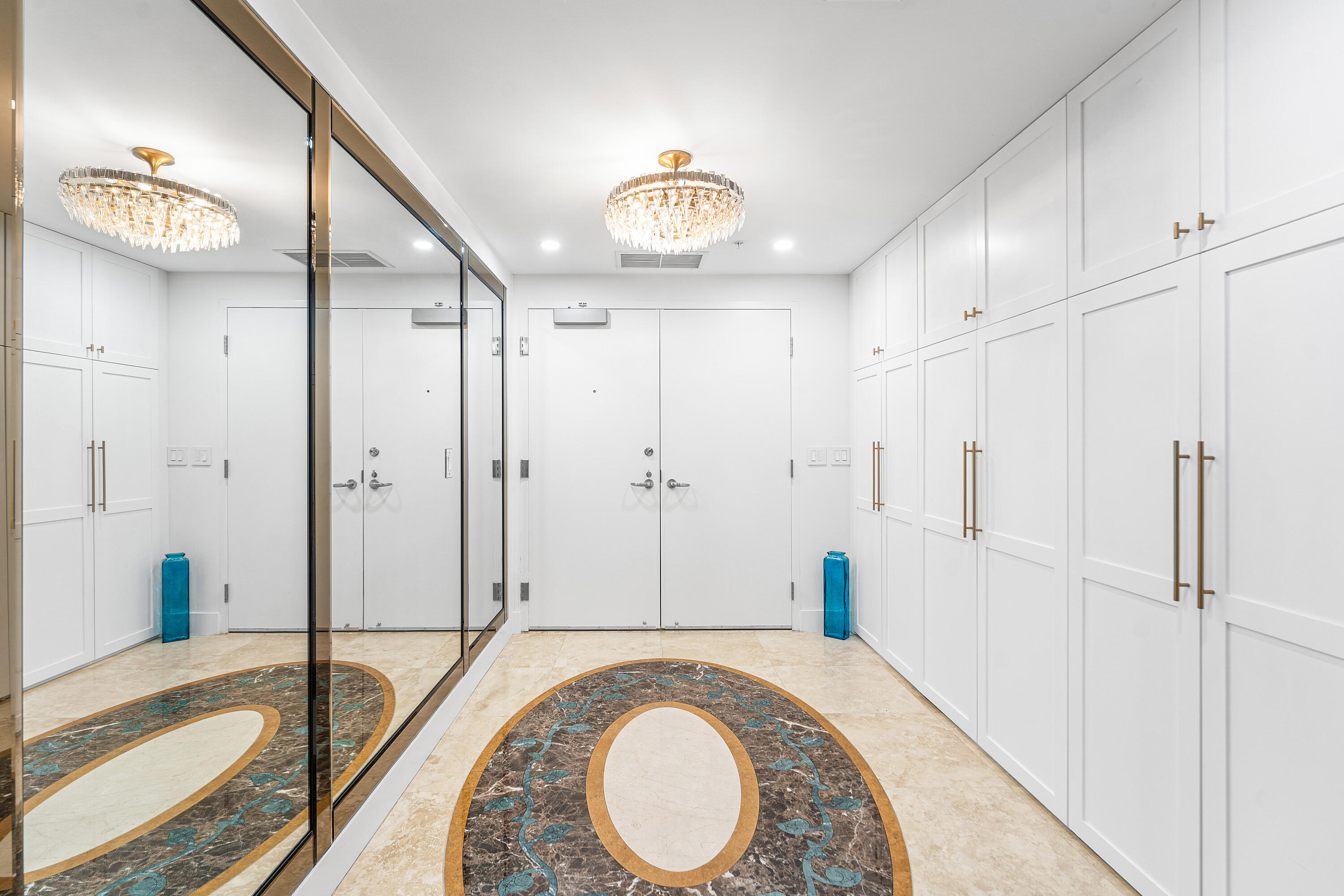 155 S OCEAN #305, Palm Beach Shores FL 33404