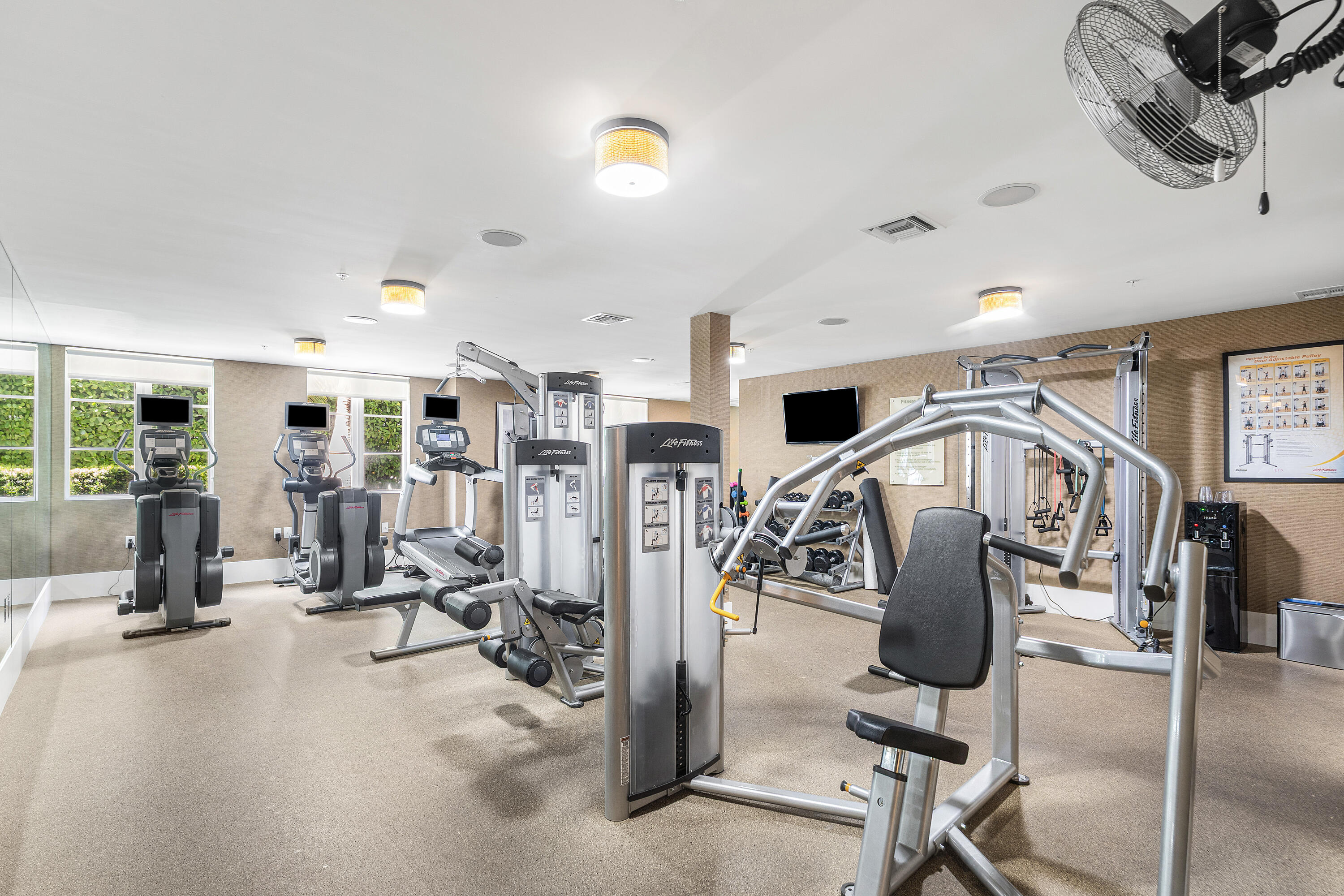 155 S OCEAN #305, Palm Beach Shores FL 33404