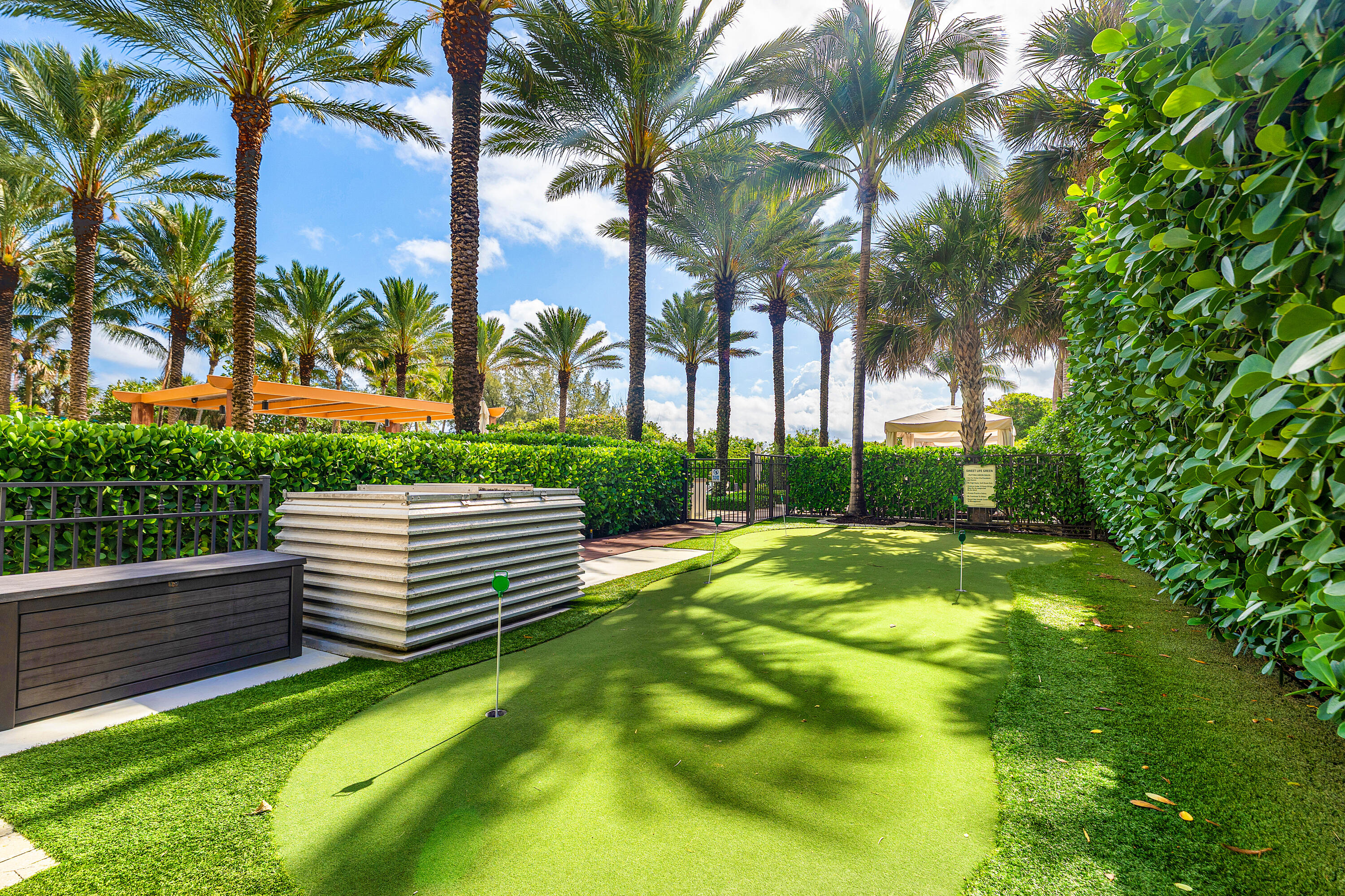 155 S OCEAN #305, Palm Beach Shores FL 33404