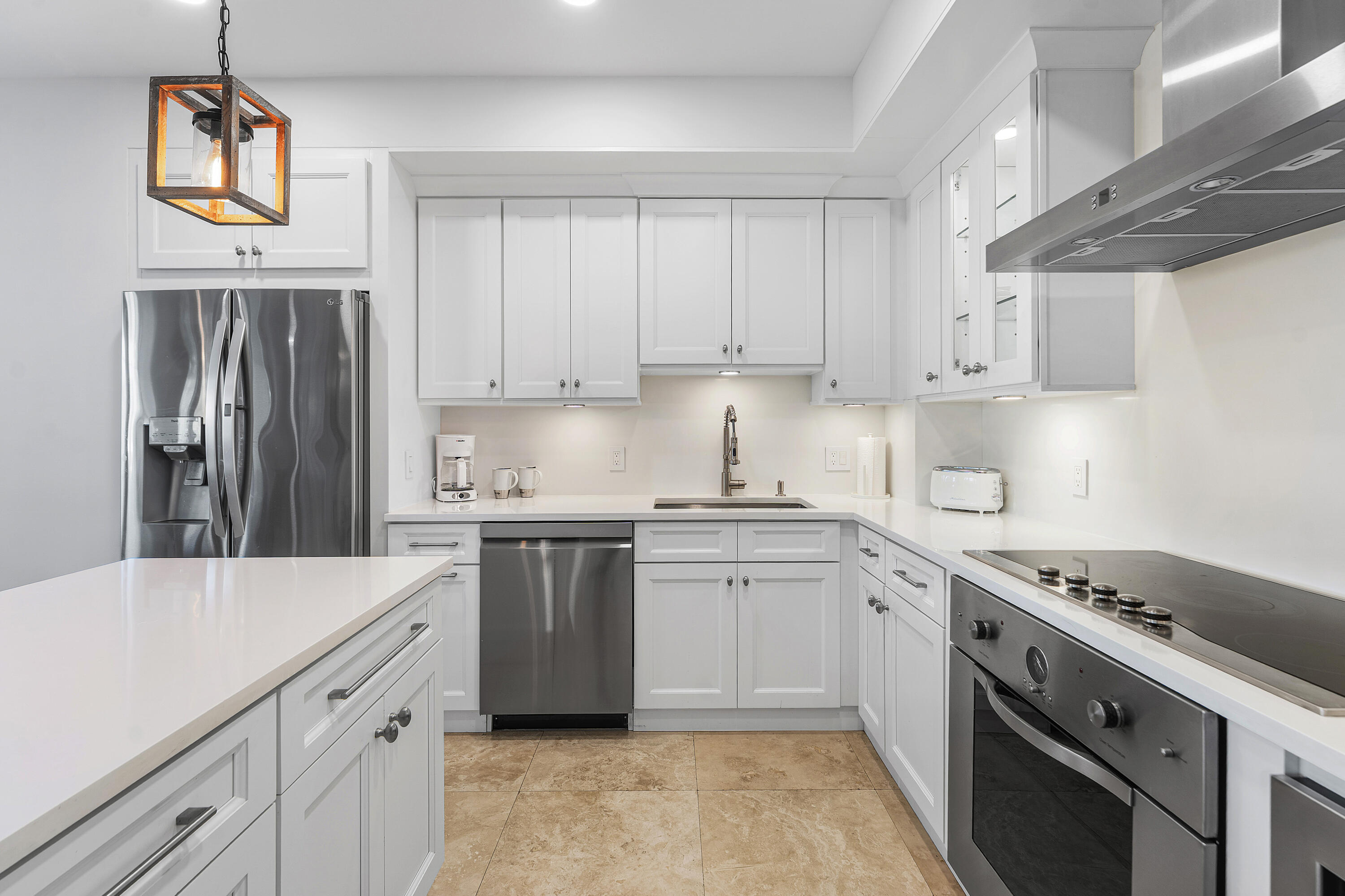 155 S OCEAN #305, Palm Beach Shores FL 33404