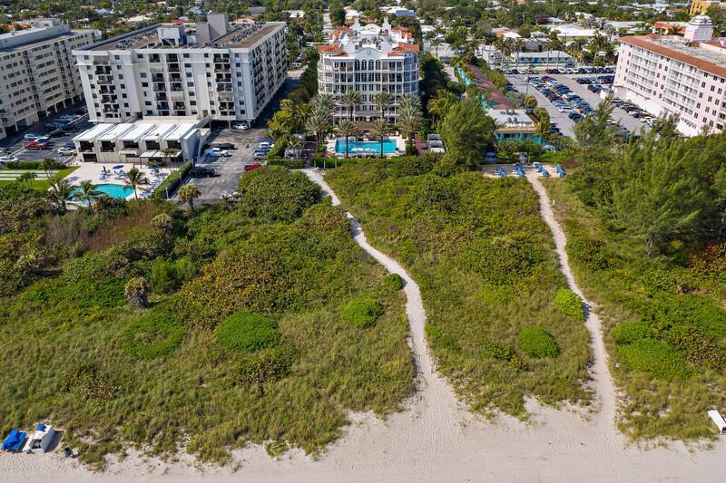 155 S OCEAN #305, Palm Beach Shores FL 33404