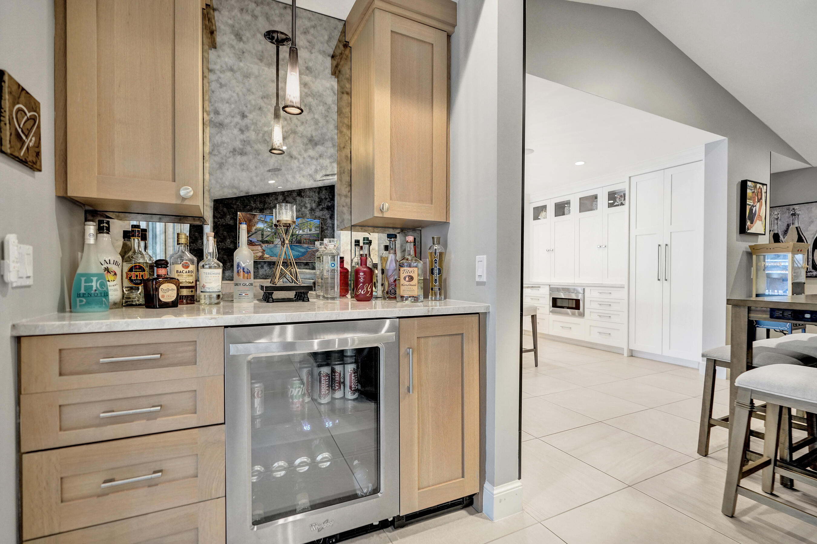 738 MIDDLE RIVER, Fort Lauderdale FL 33304
