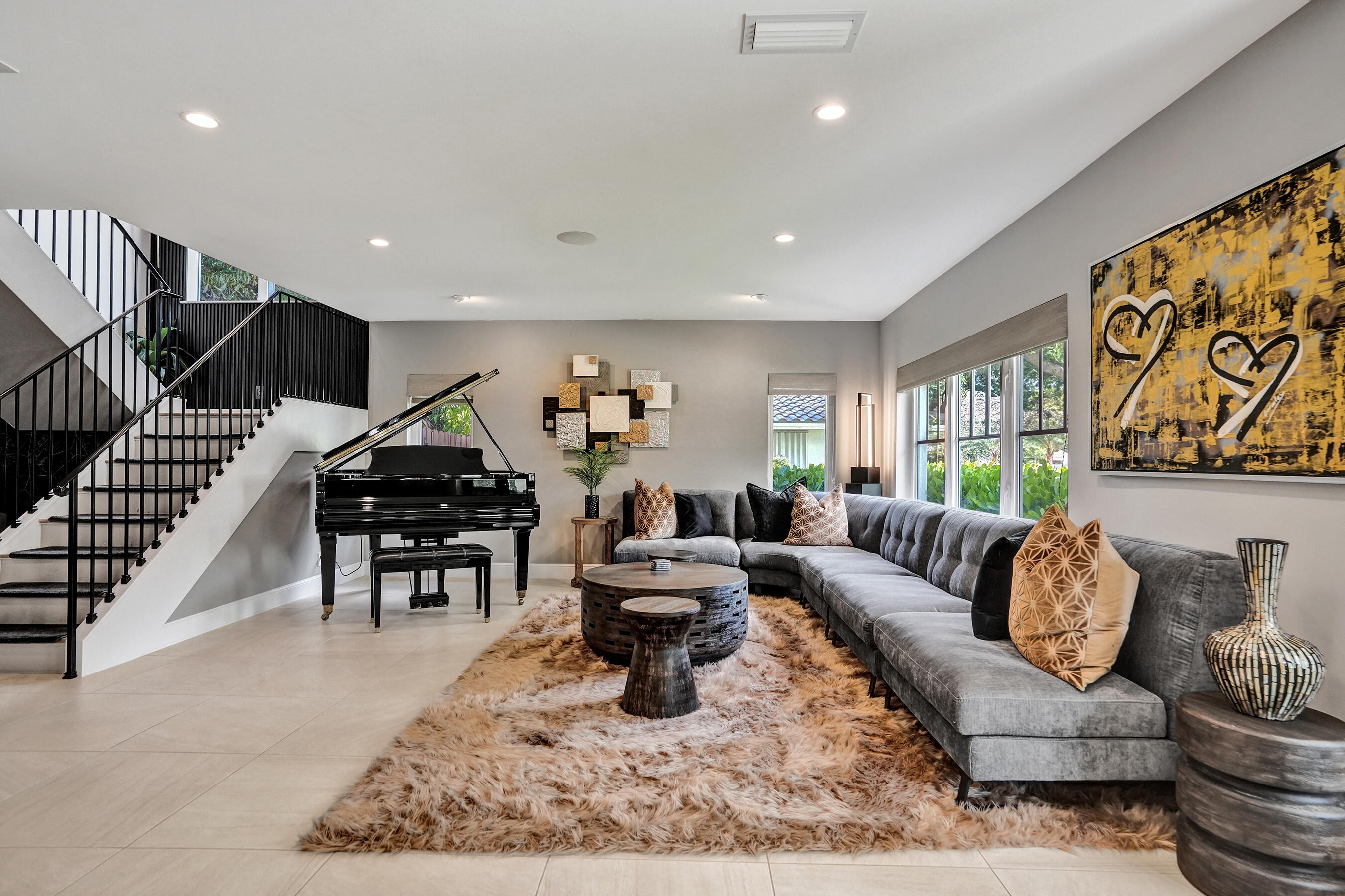 738 MIDDLE RIVER, Fort Lauderdale FL 33304