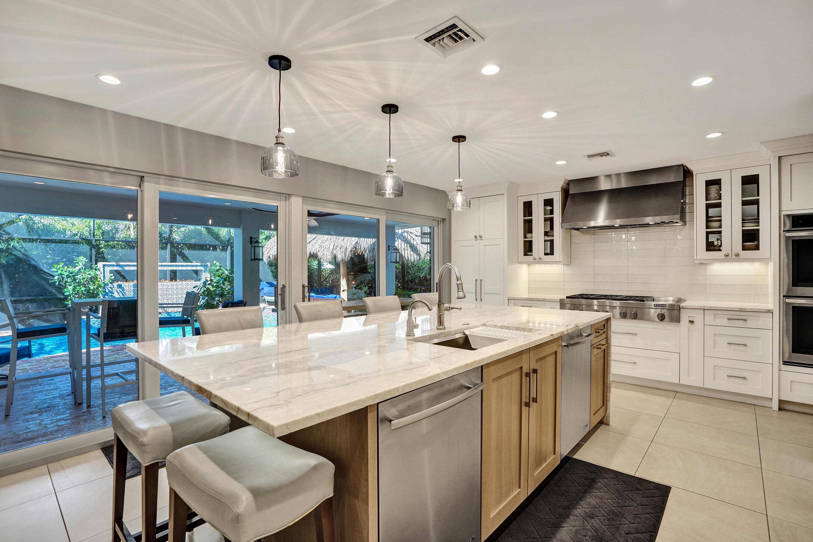 738 MIDDLE RIVER, Fort Lauderdale FL 33304