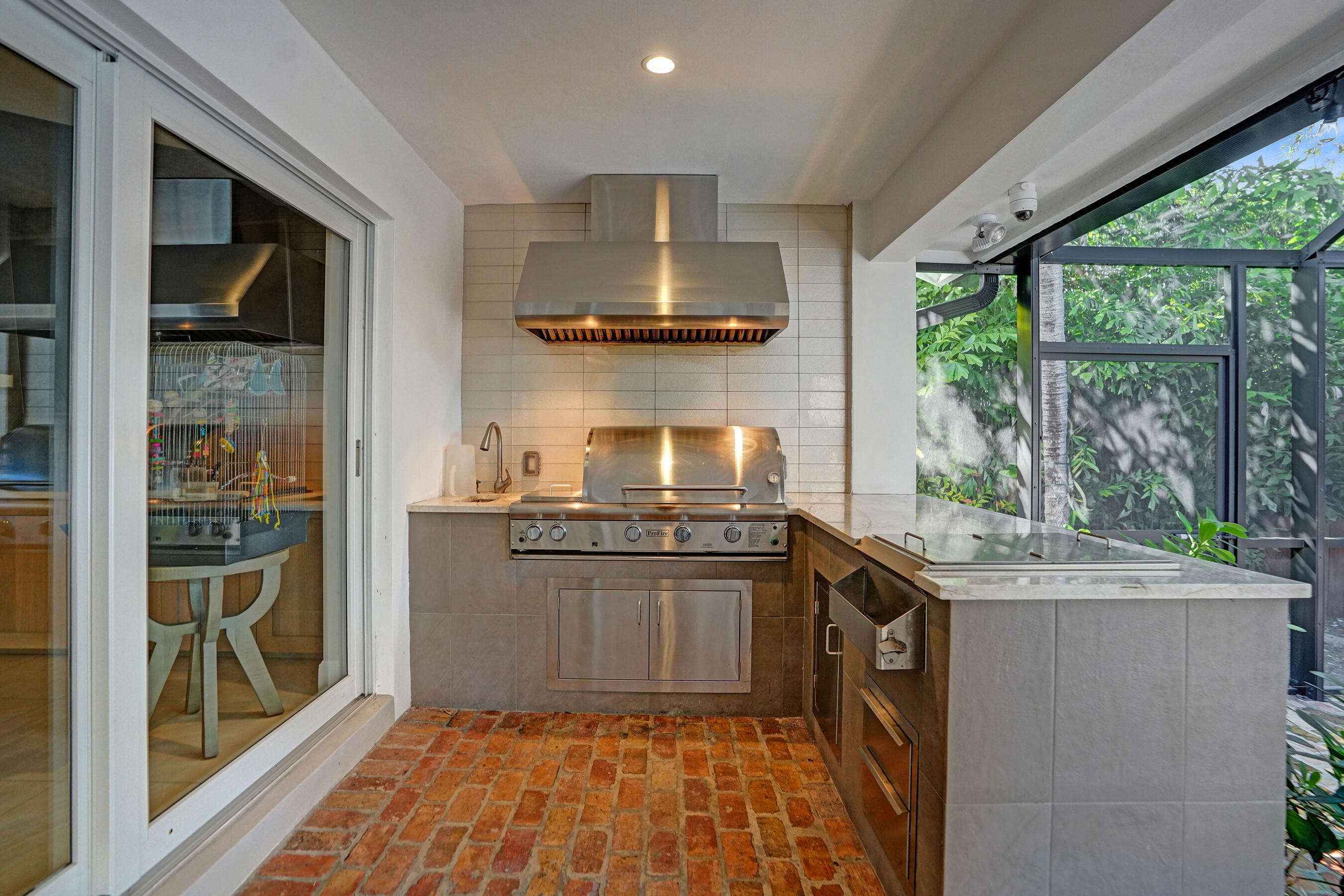 738 MIDDLE RIVER, Fort Lauderdale FL 33304