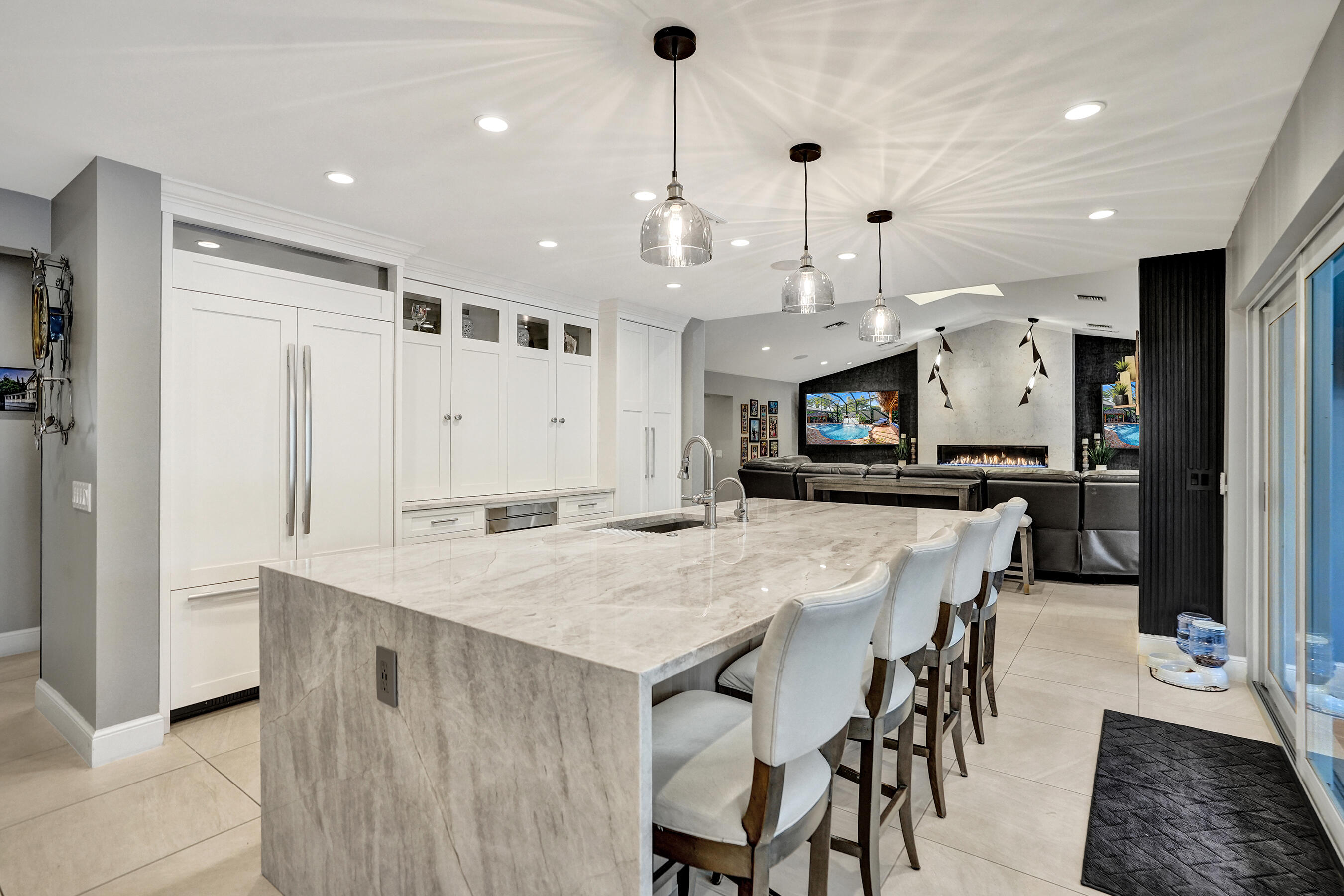 738 MIDDLE RIVER, Fort Lauderdale FL 33304