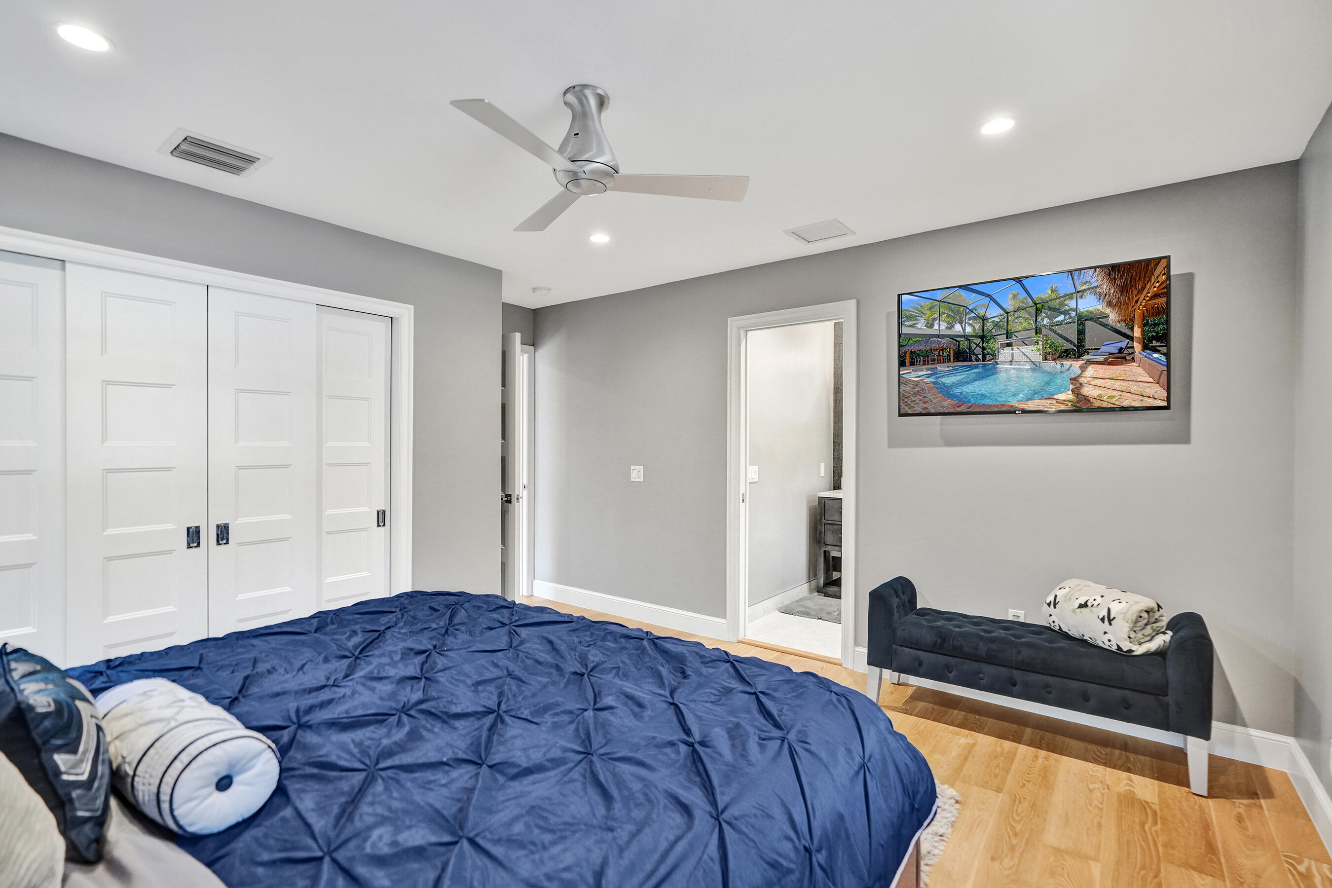 738 MIDDLE RIVER, Fort Lauderdale FL 33304