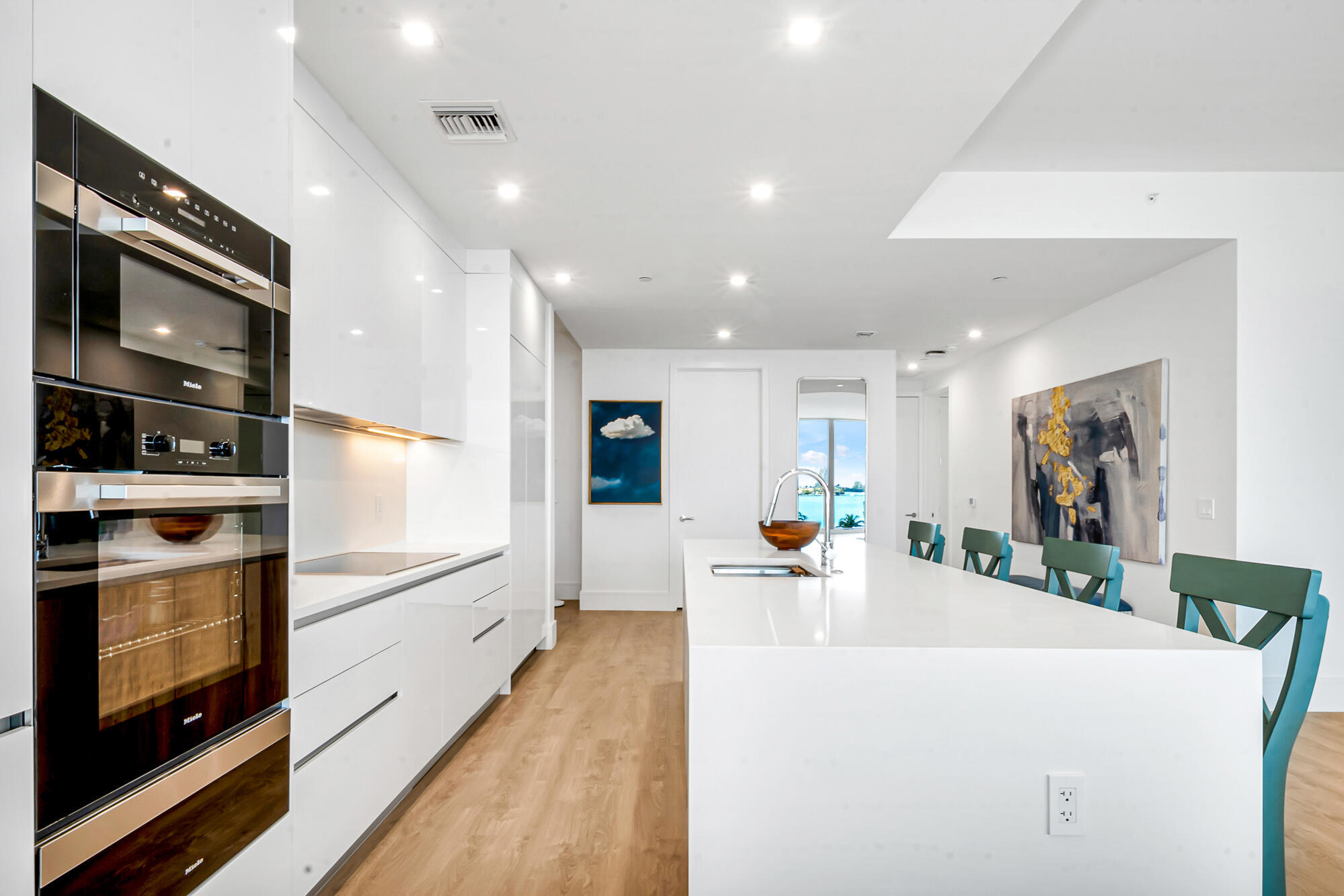 220 Lake Shore #502, Lake Park FL 33403