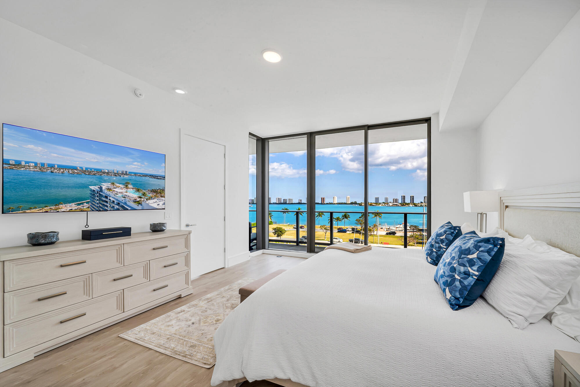 220 Lake Shore #502, Lake Park FL 33403