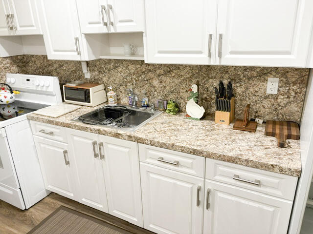 41 SW 5TH, Dania Beach FL 33004