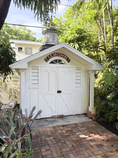 41 SW 5TH, Dania Beach FL 33004