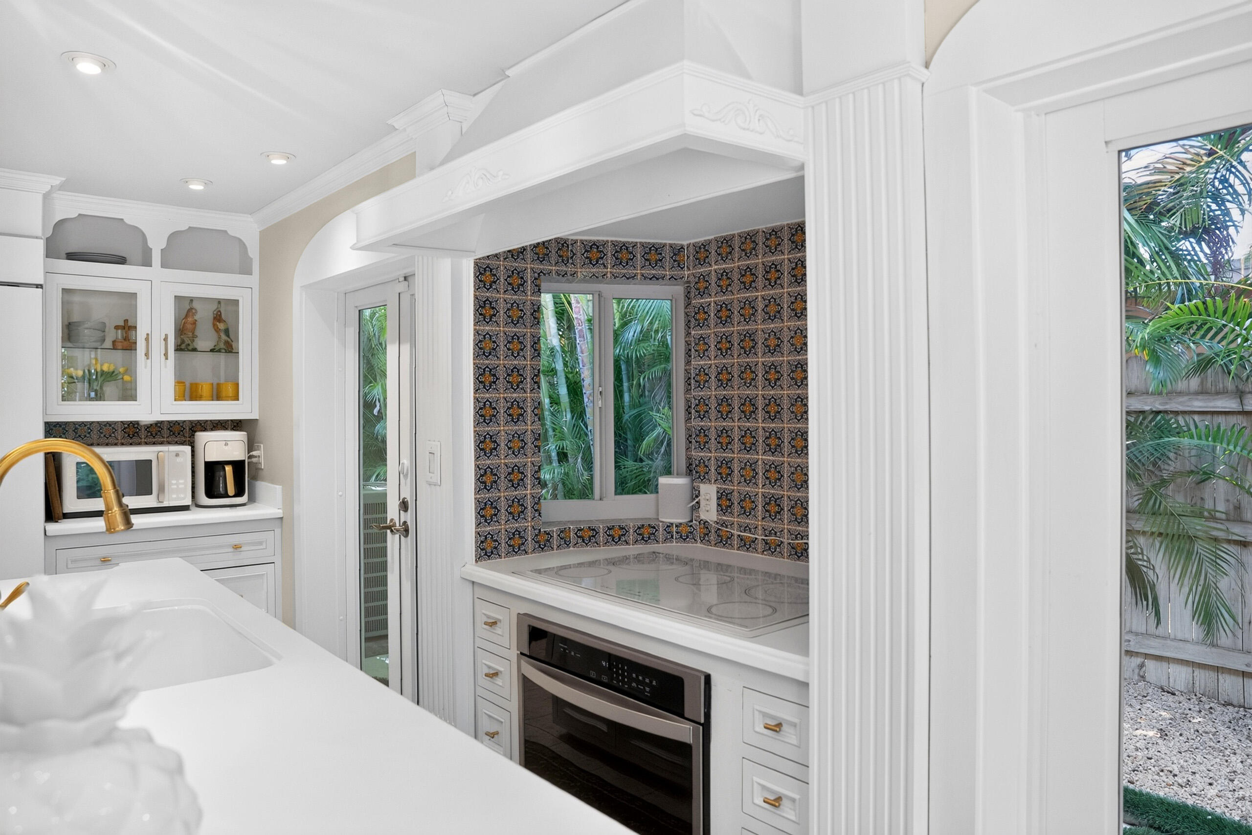 714 S Atlantic, Lantana FL 33462