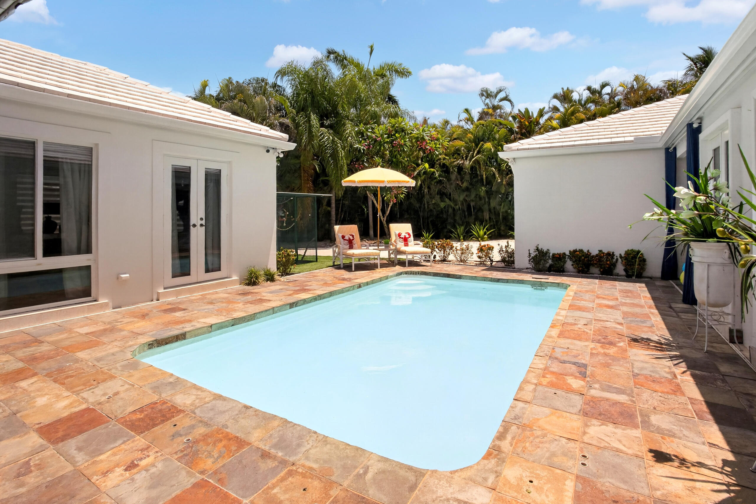 714 S Atlantic, Lantana FL 33462