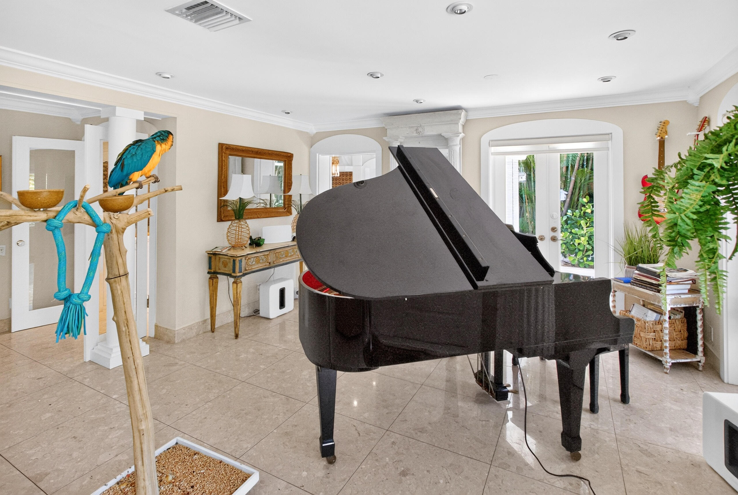 714 S Atlantic, Lantana FL 33462