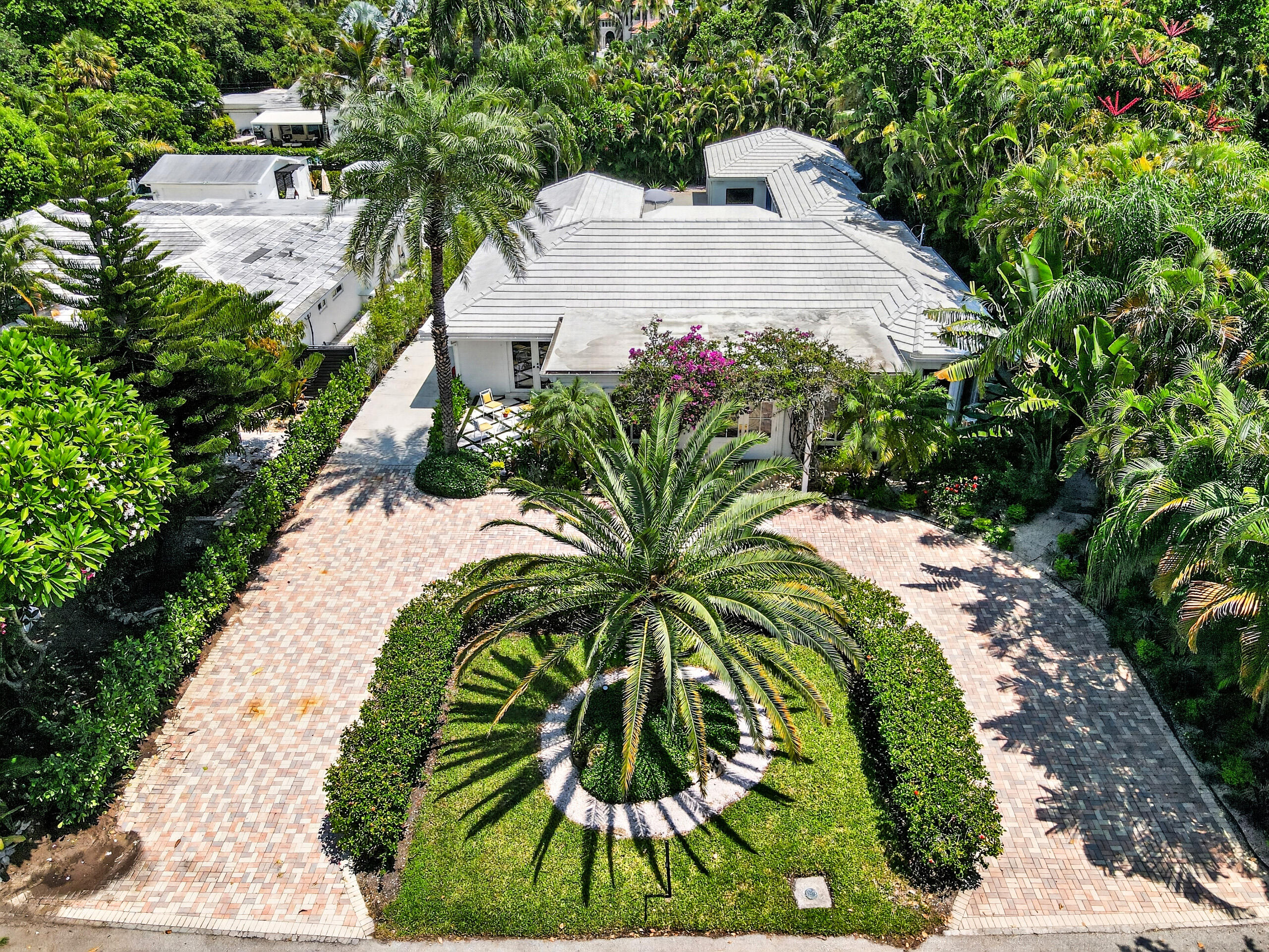 714 S Atlantic, Lantana FL 33462