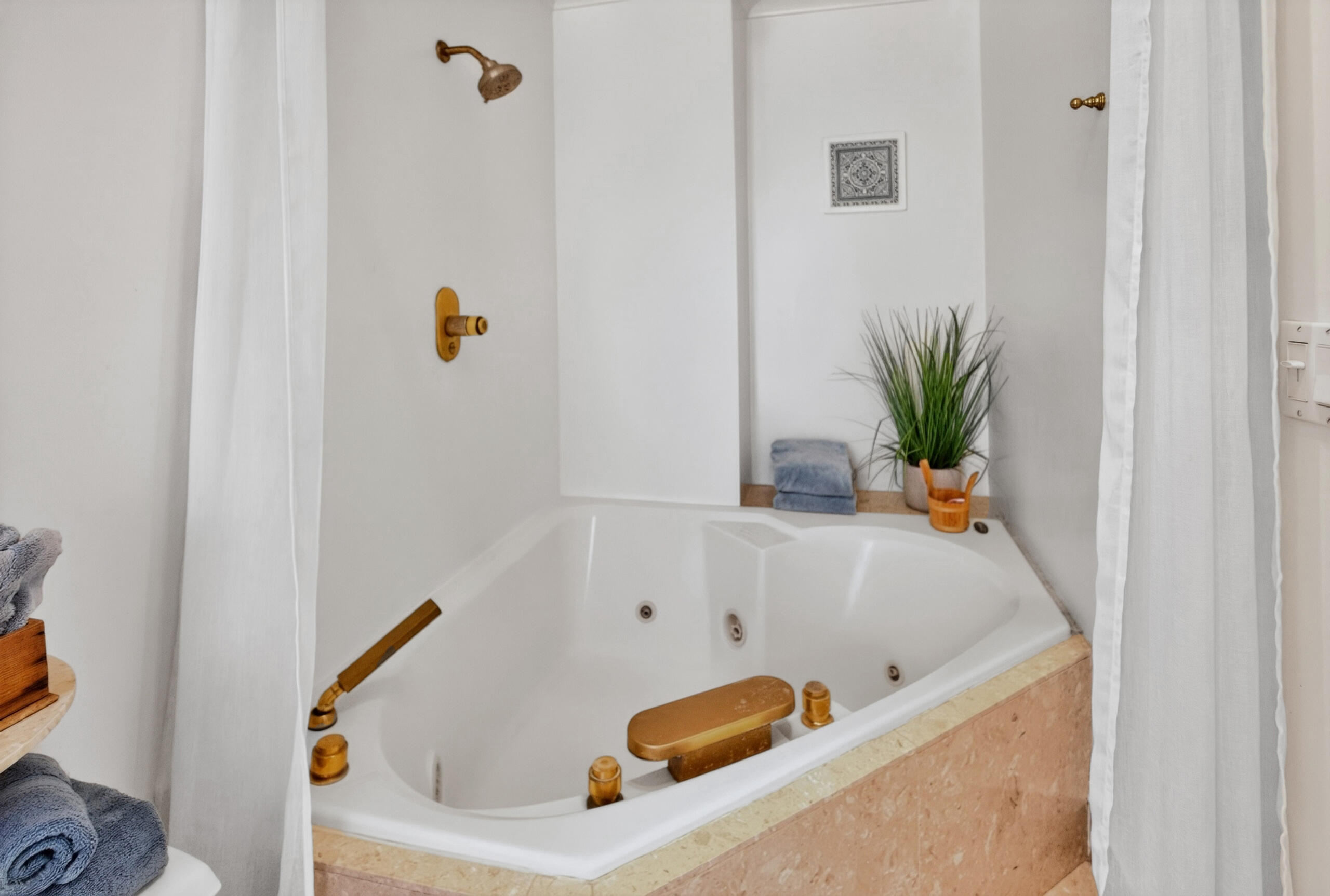 714 S Atlantic, Lantana FL 33462