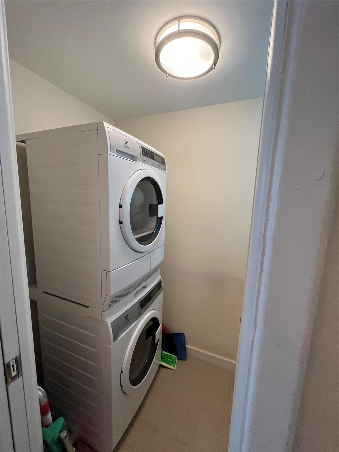 333 NE 21ST #318, Deerfield Beach FL 33441