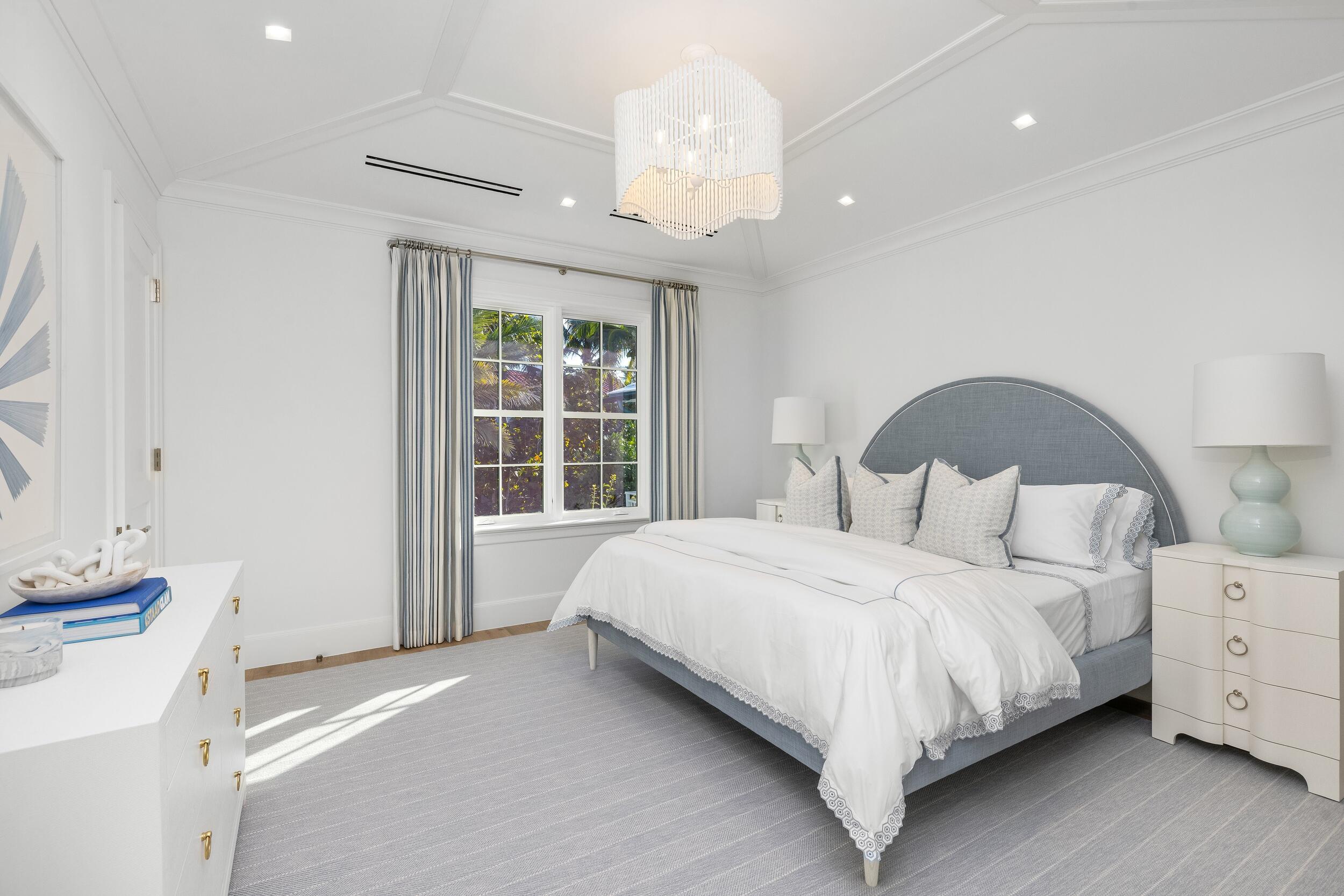 1540 S Ocean, Palm Beach FL 33480