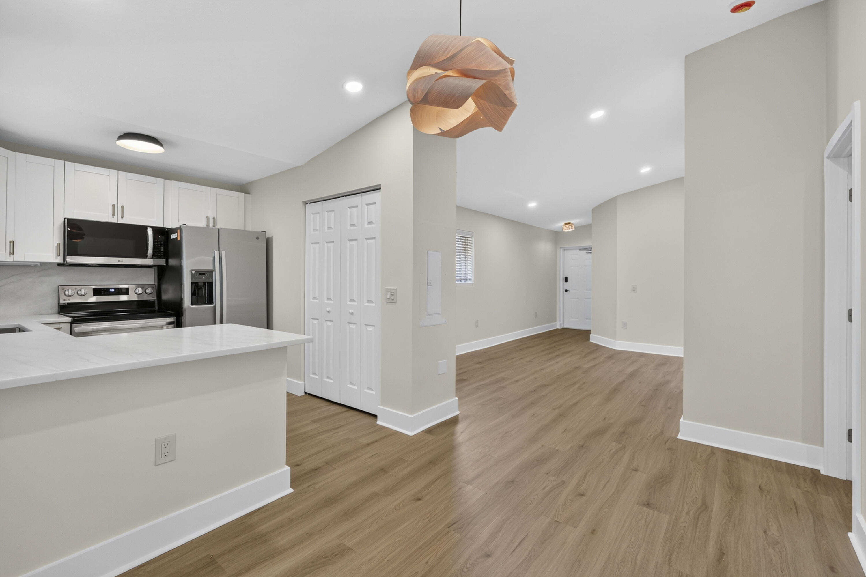 3496 BRIAR BAY #206, West Palm Beach FL 33411