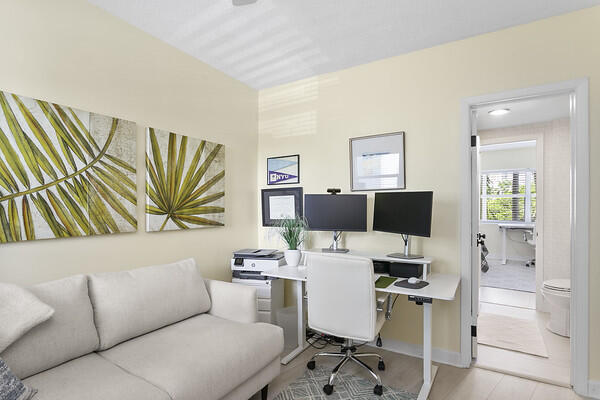 3250 NE 28th #305, Fort Lauderdale FL 33308
