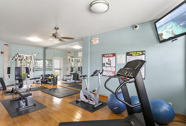 3250 NE 28th #305, Fort Lauderdale FL 33308