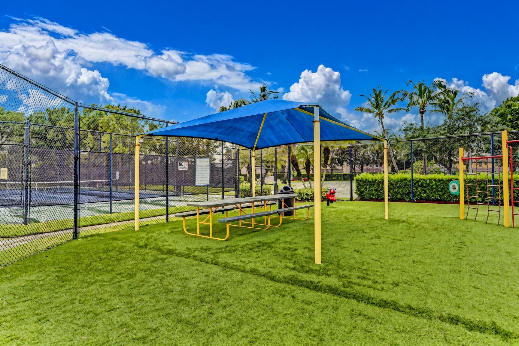 3331 Commodore, West Palm Beach FL 33411