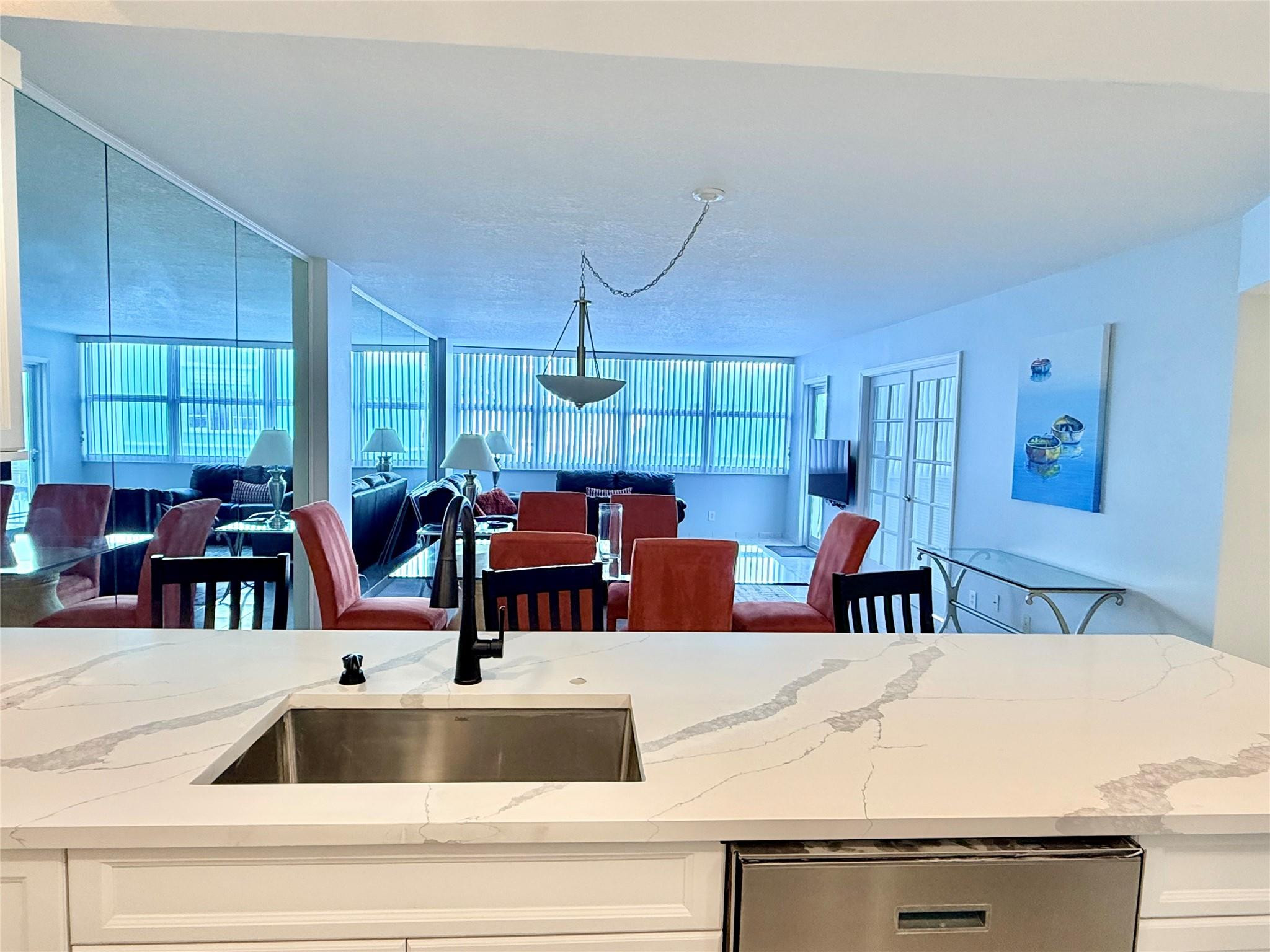 800 SE 20TH #203, Deerfield Beach FL 33441